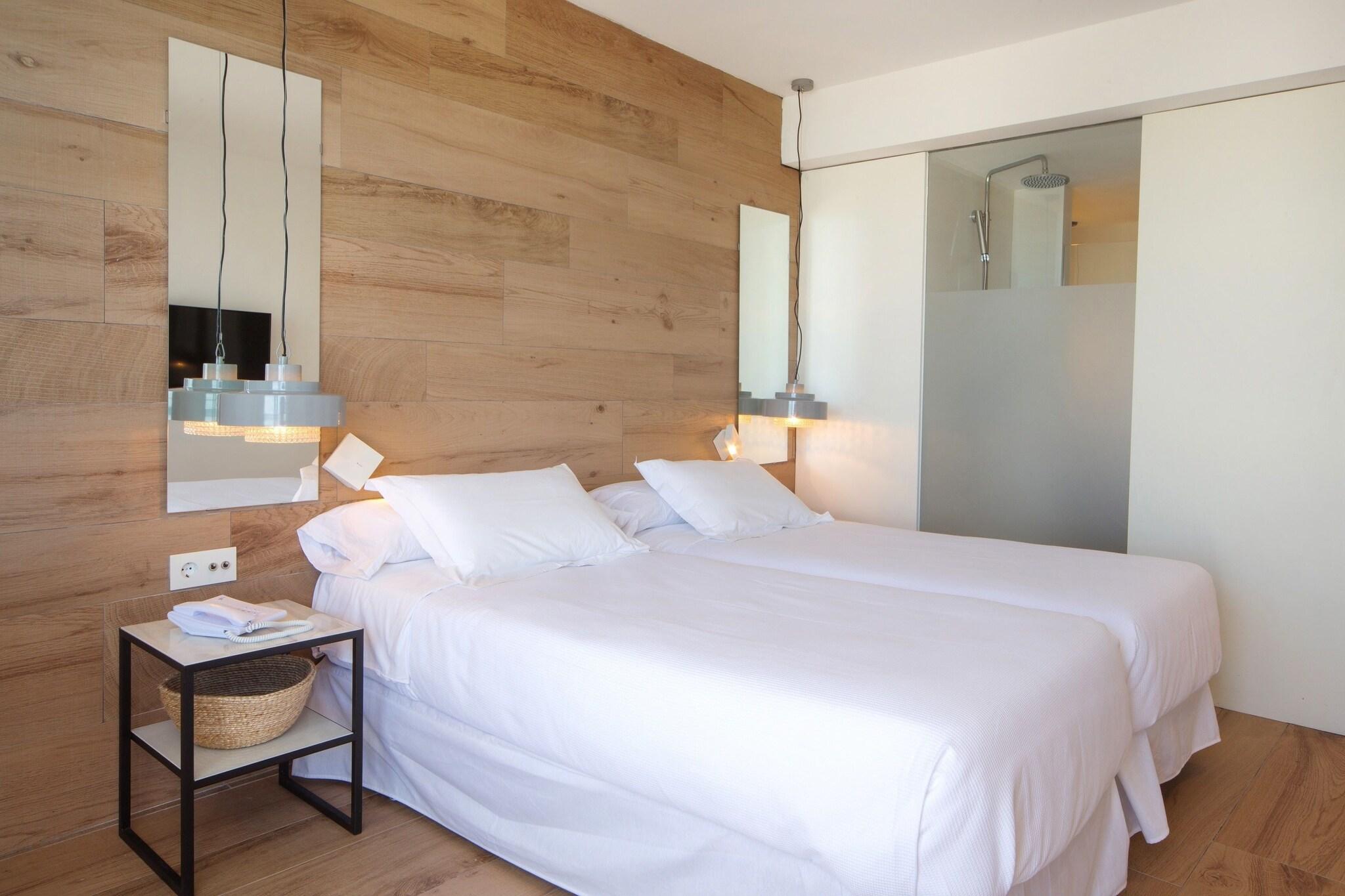 Triple Partial Sea View