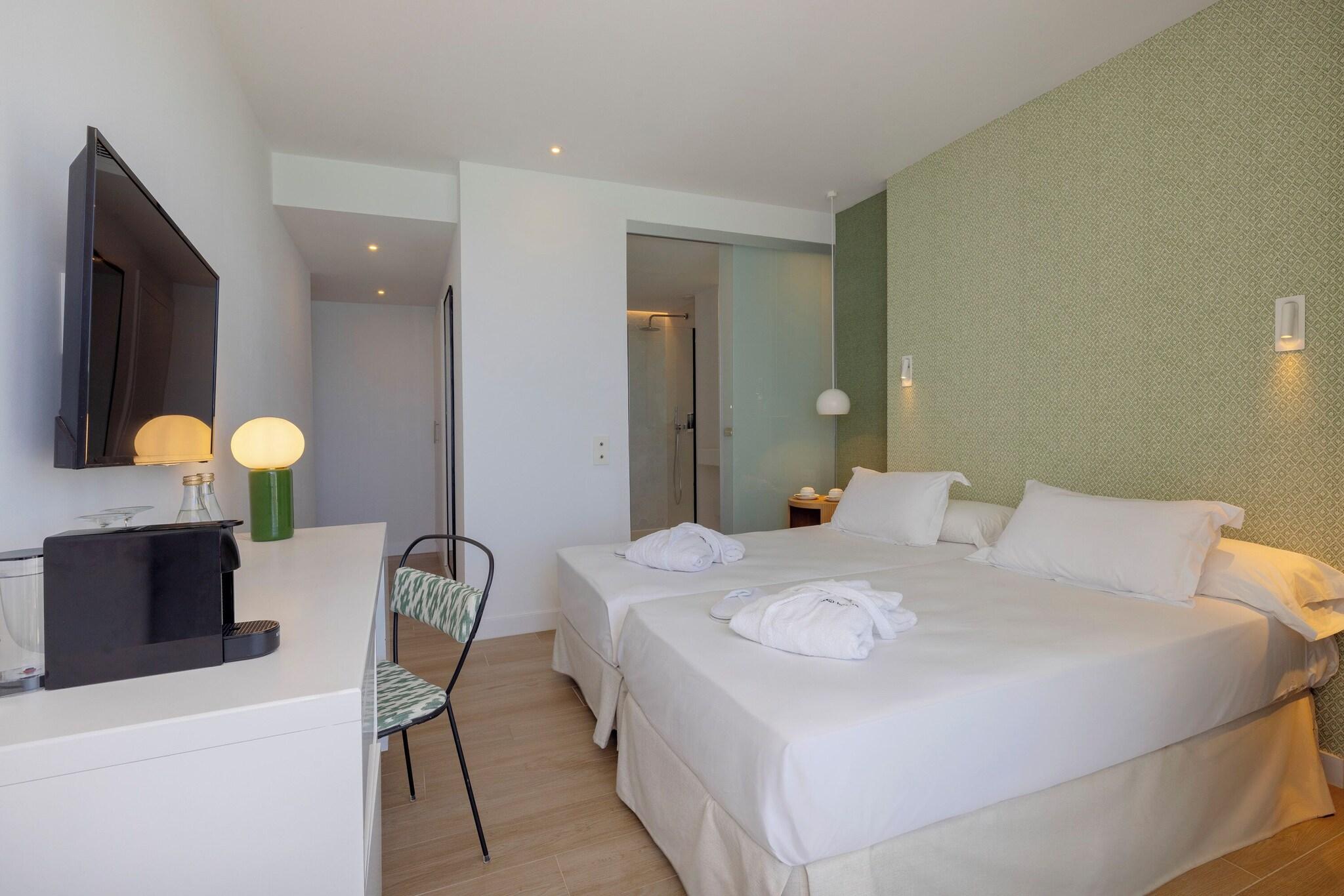 Twin Premium Sea View