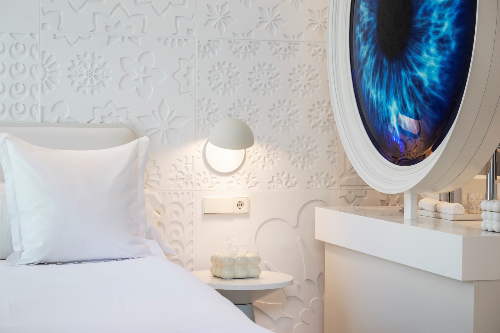 Double or Twin Standard