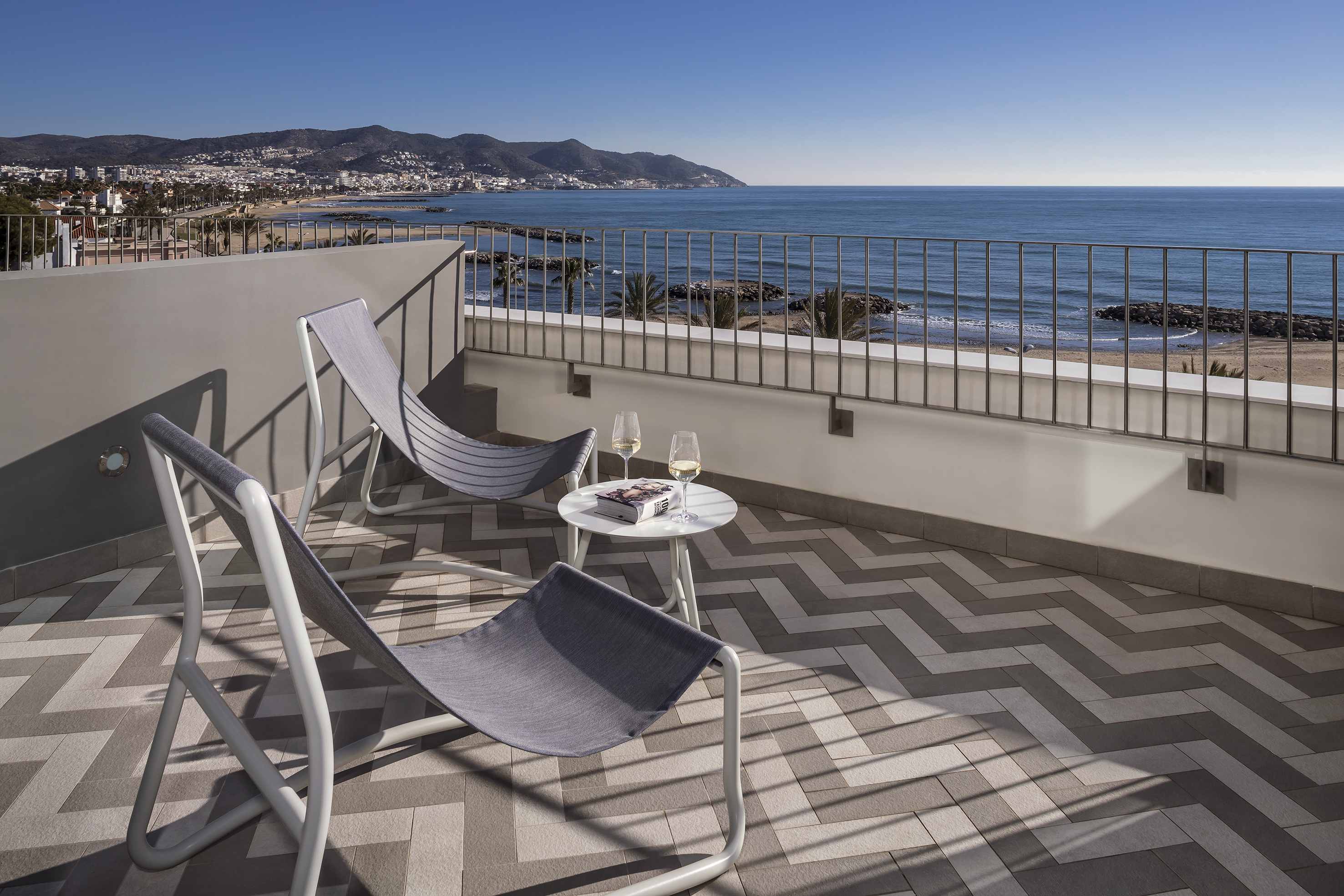 Double Connecting Room