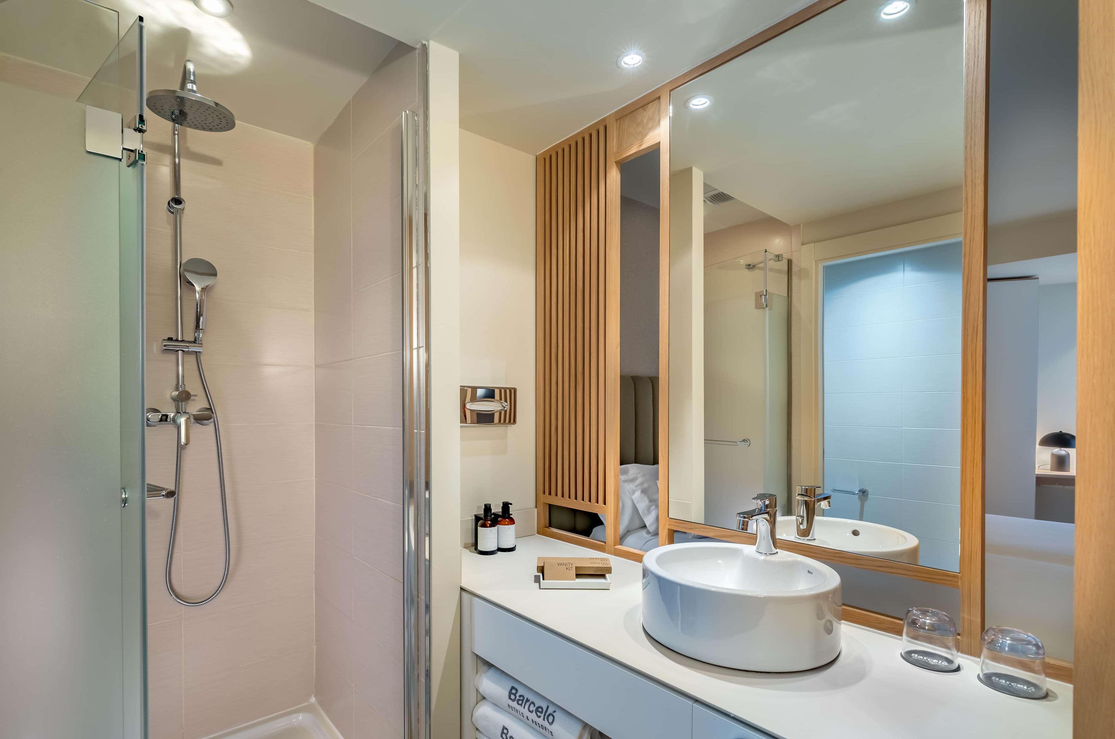 Family Room Connecting Room