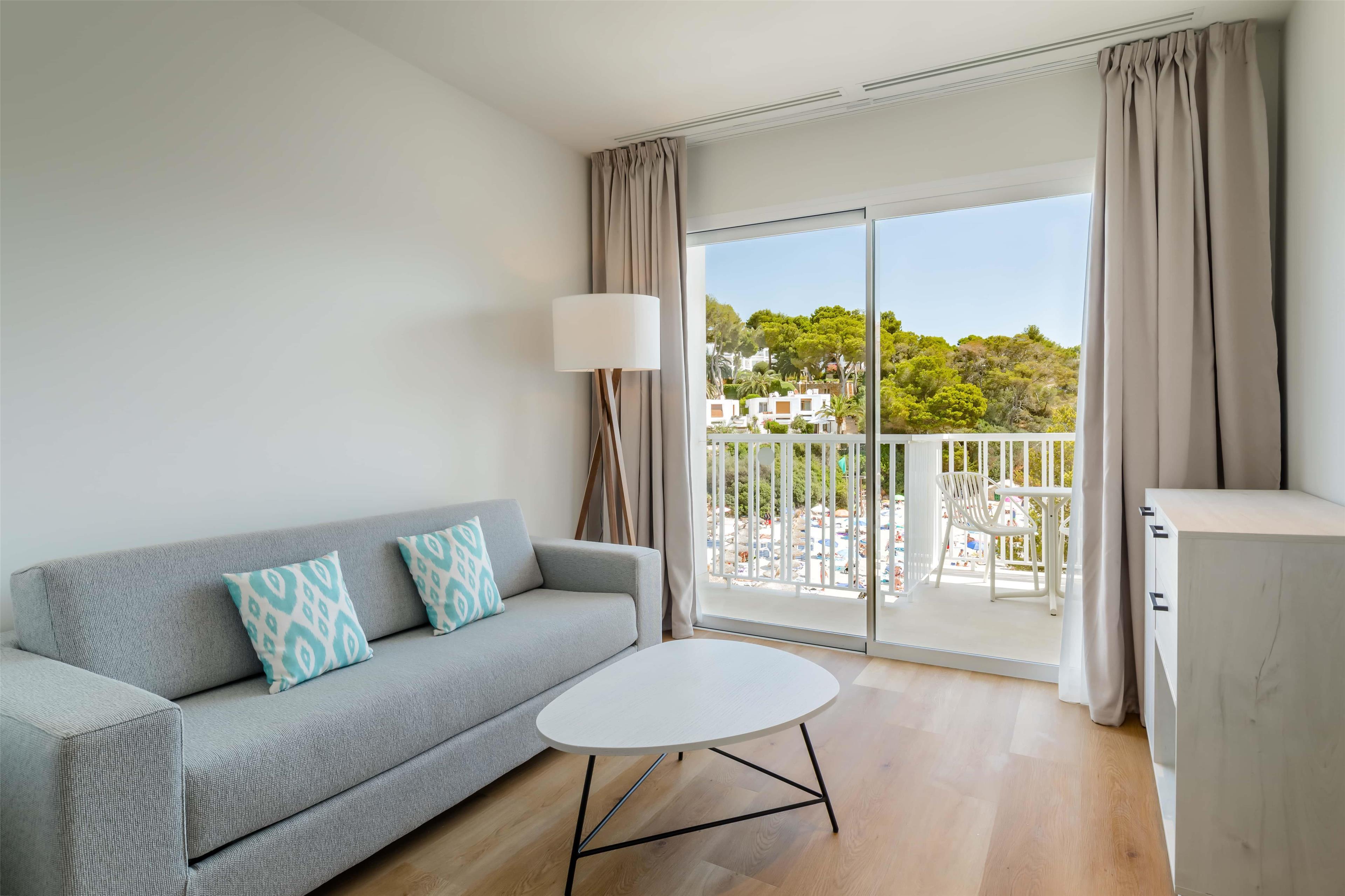 Family Room Sea View