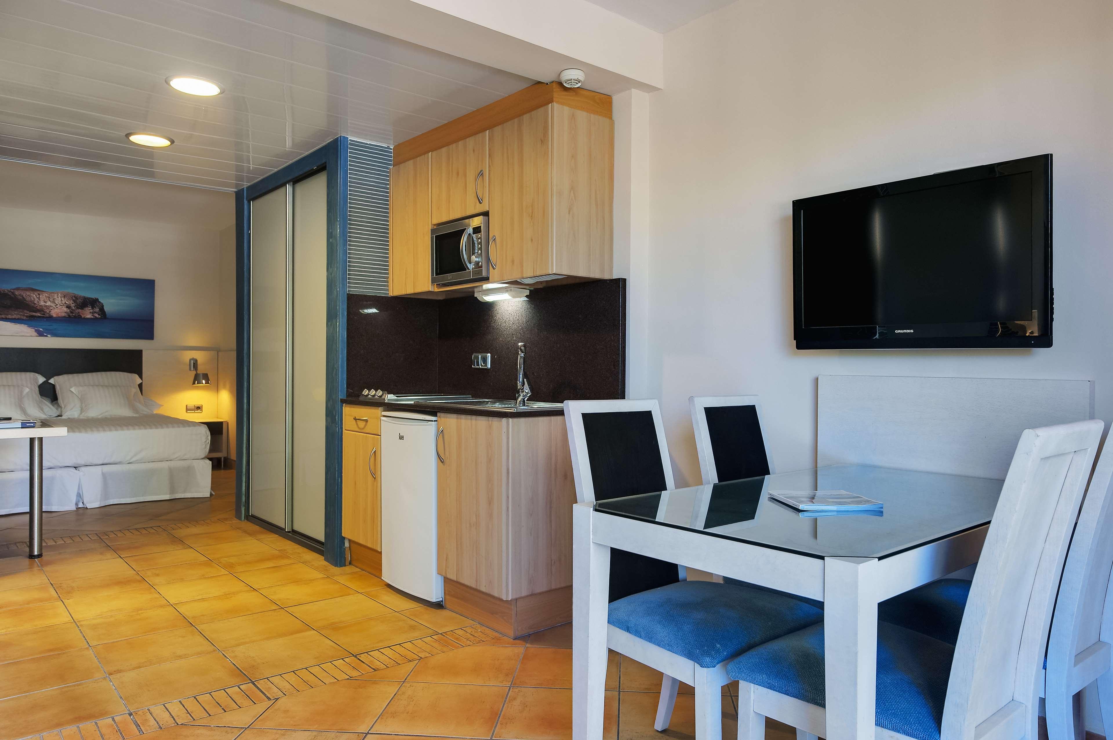 Family Room Standard