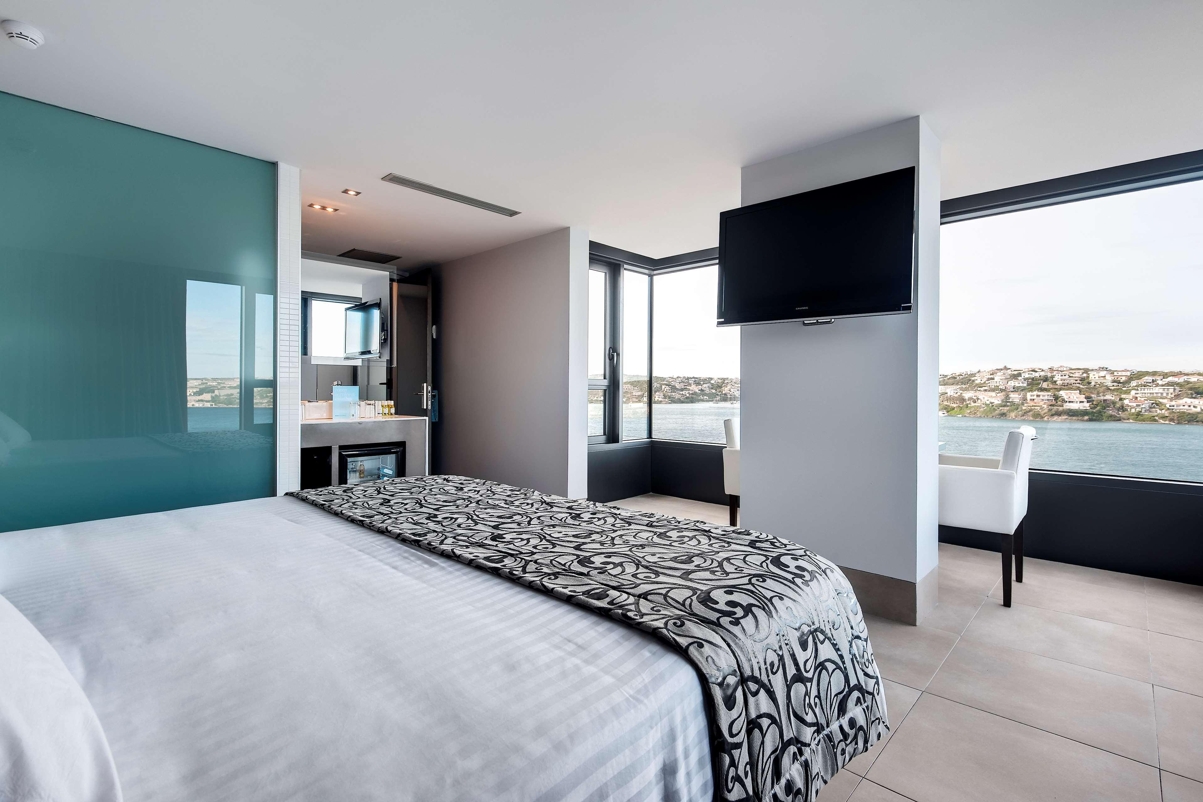 Double or Twin Deluxe