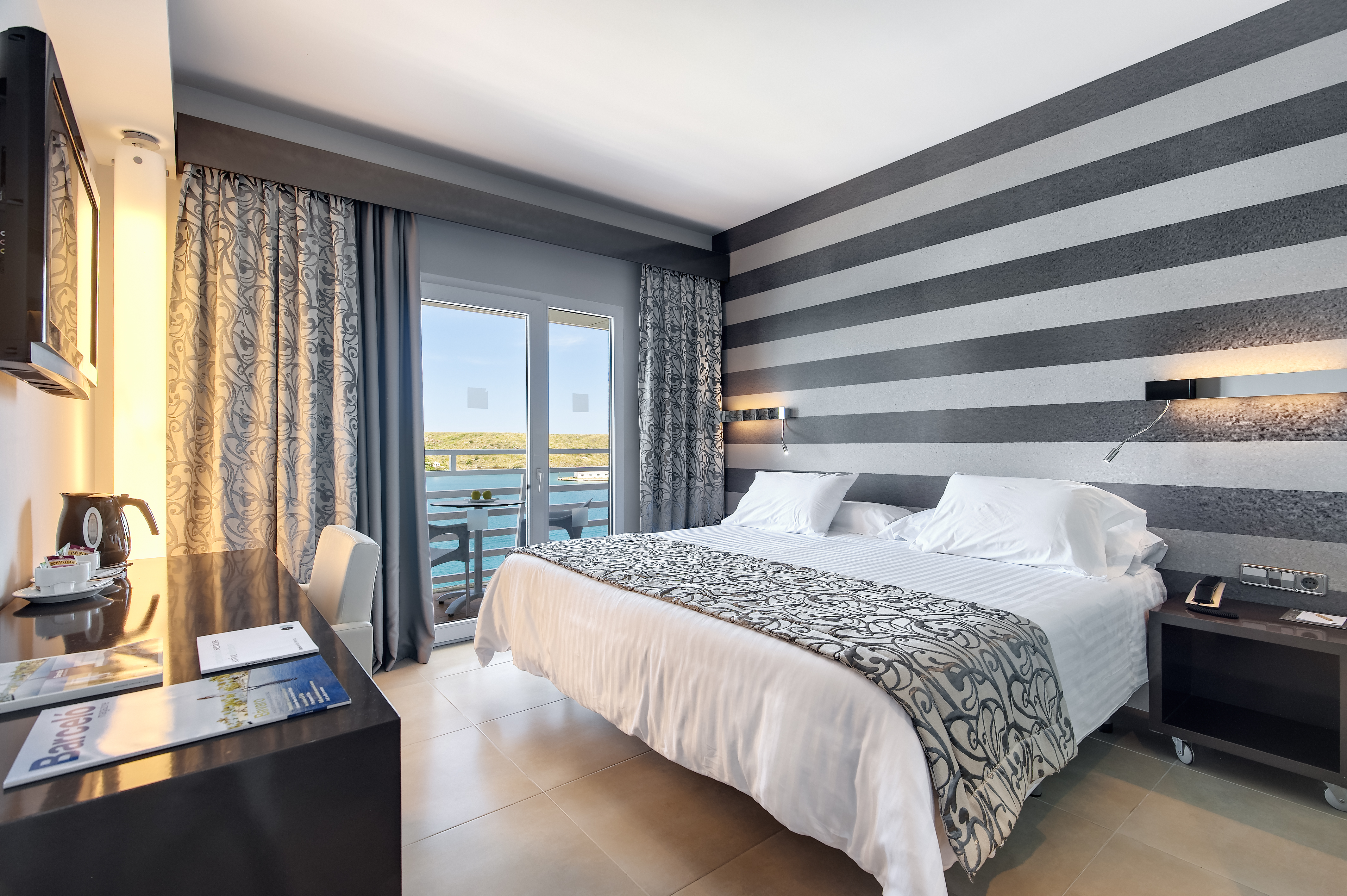 Double or Twin Superior Sea View