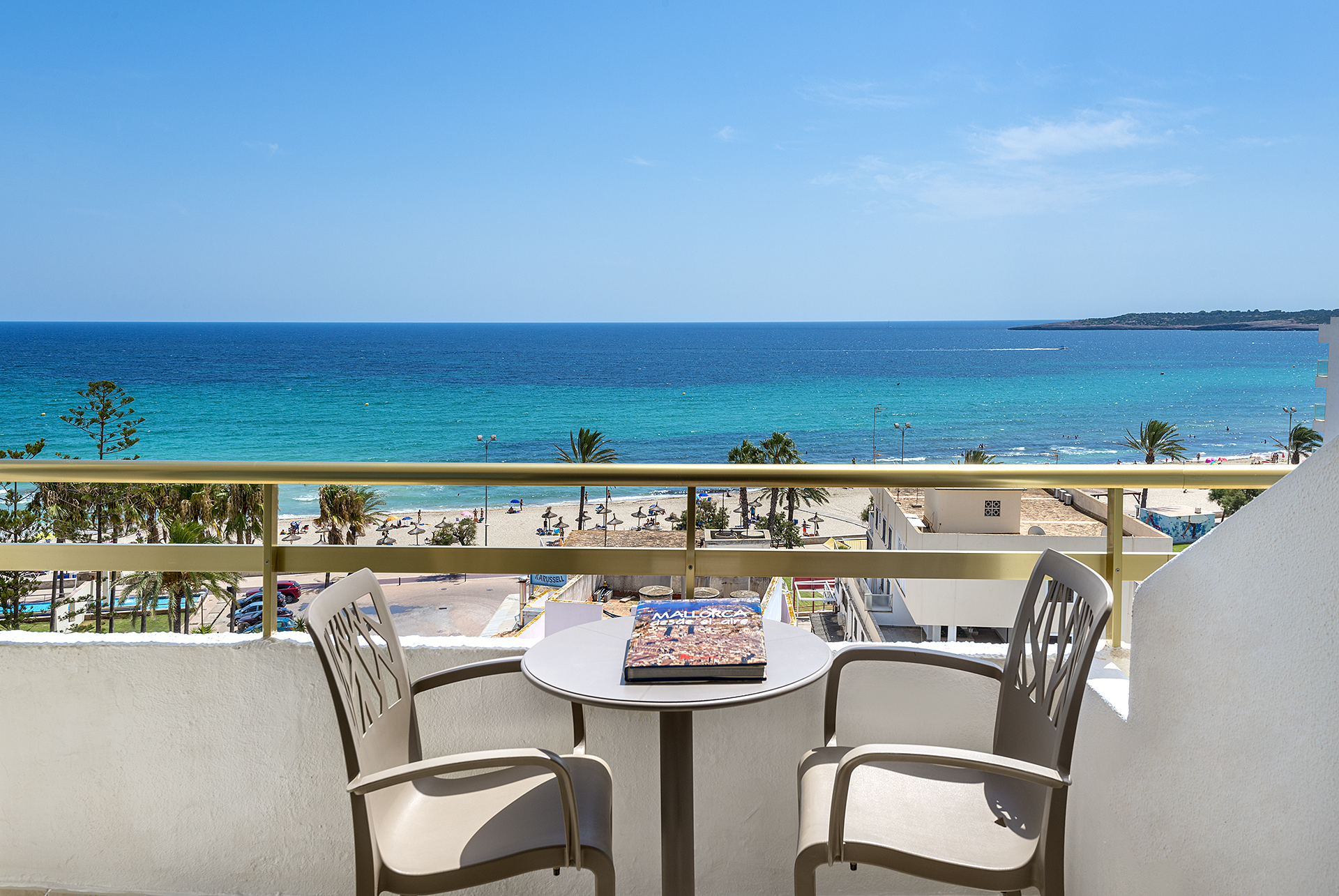 Double or Twin Sea Front