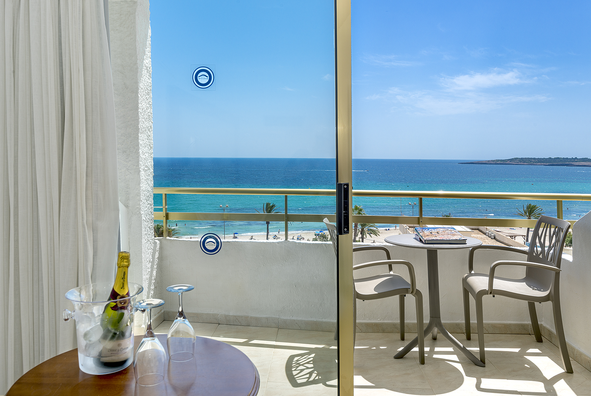 Double or Twin Sea Front