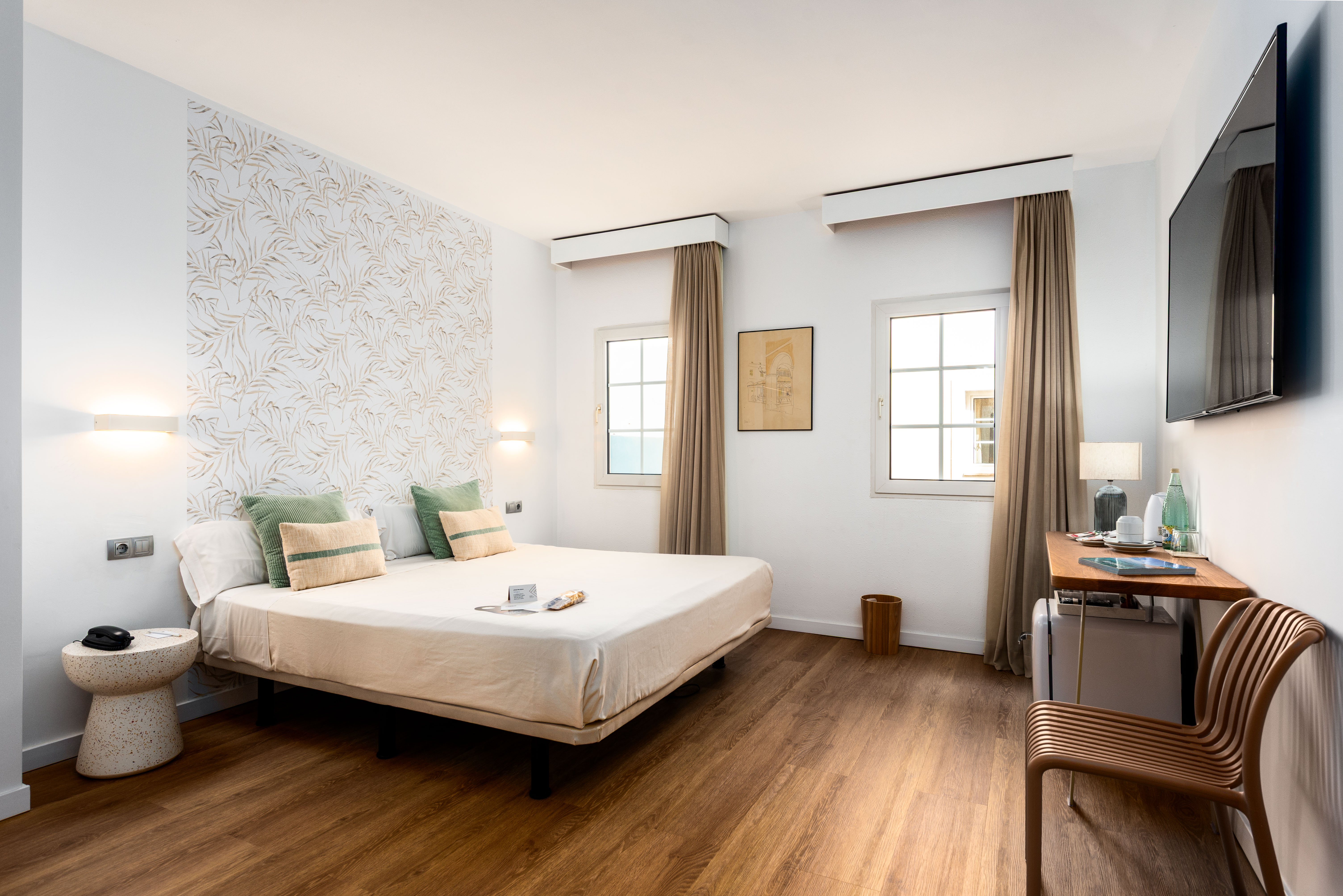 Double or Twin Standard