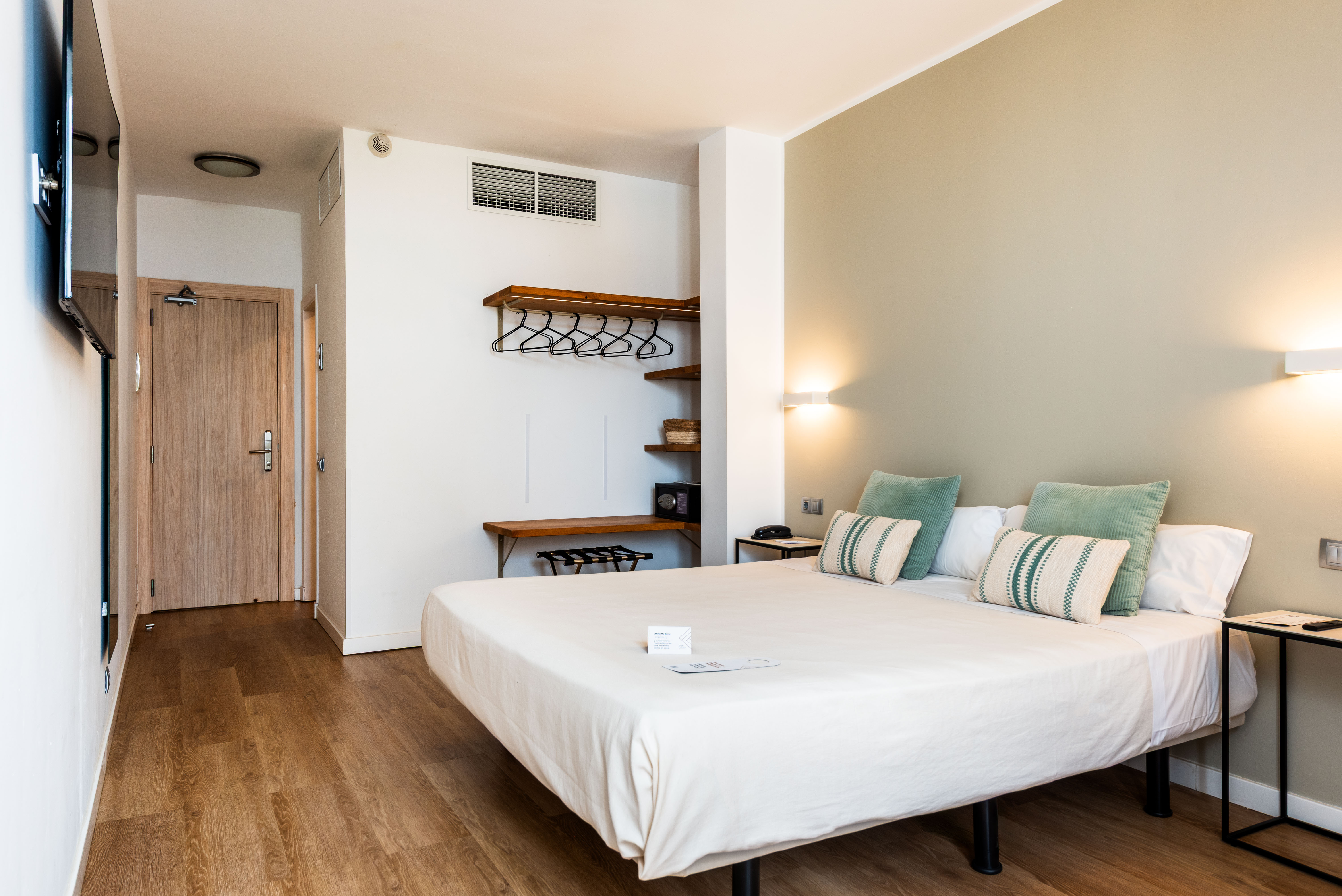 Double or Twin Standard