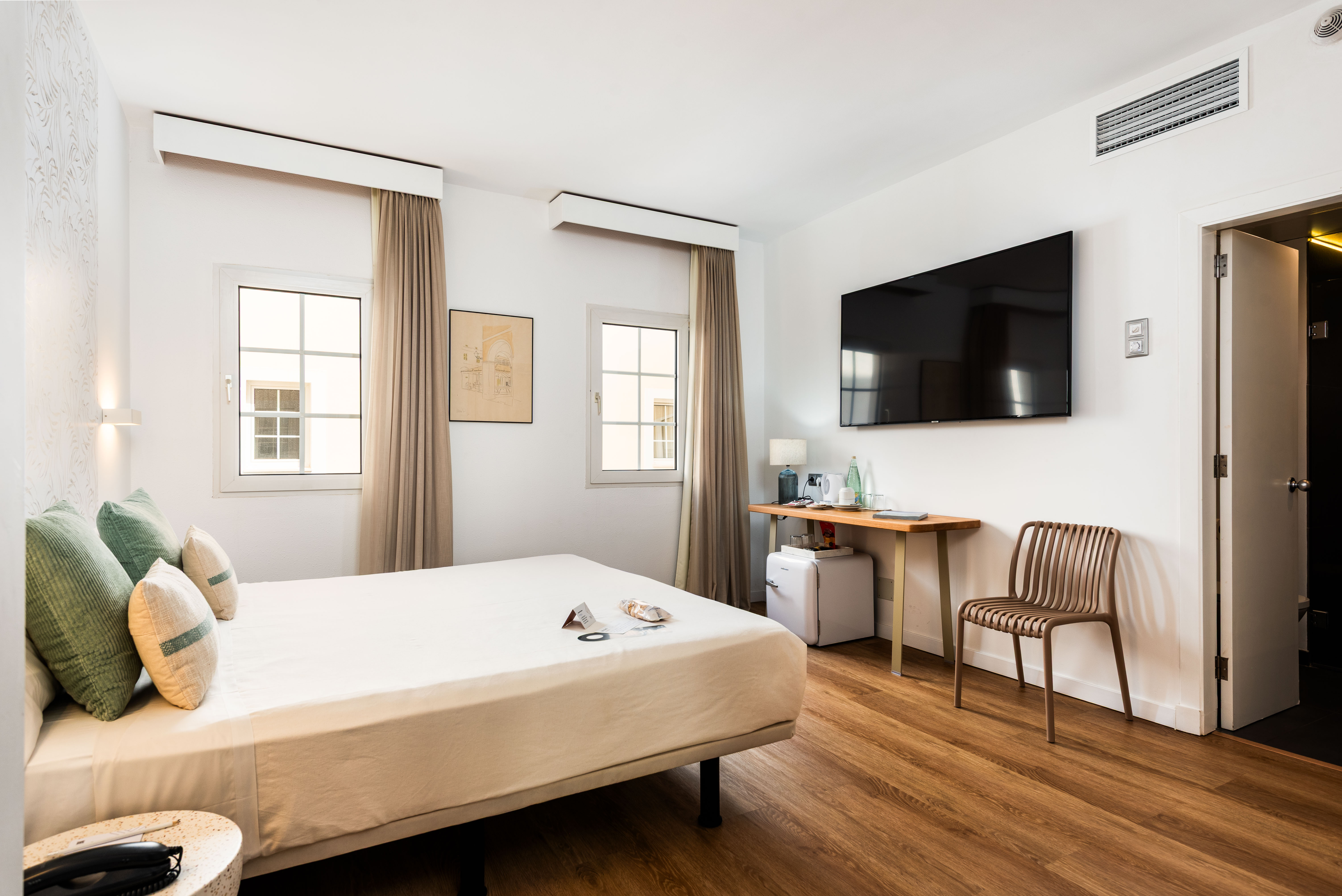 Double or Twin Standard