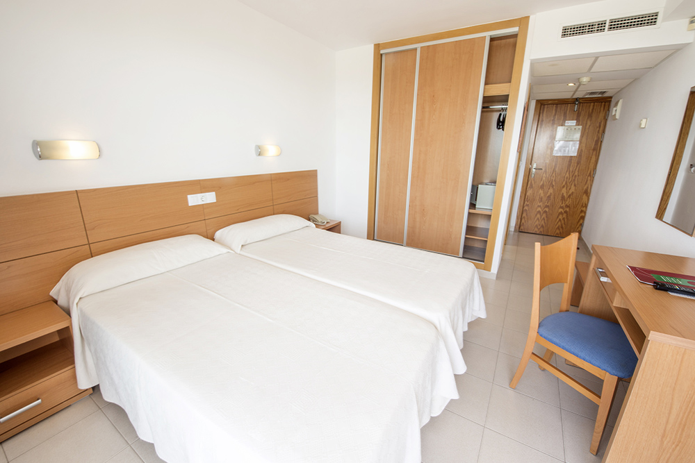 Double or Twin Sea View