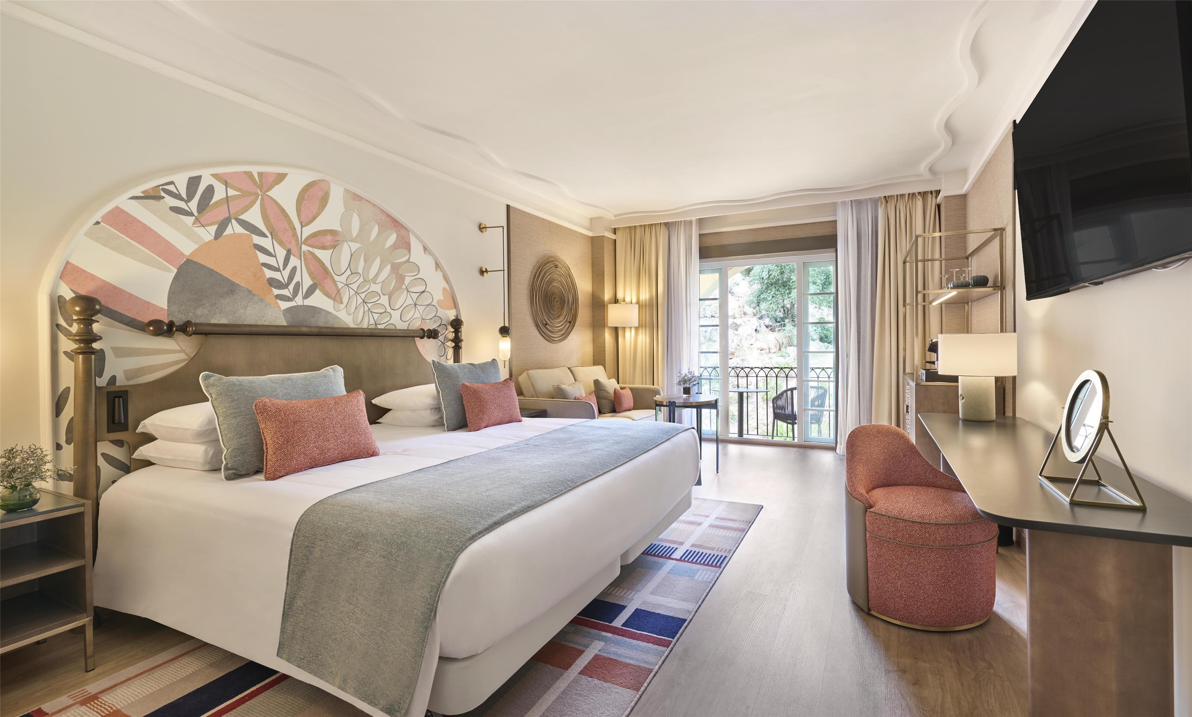 Double King Size Bed