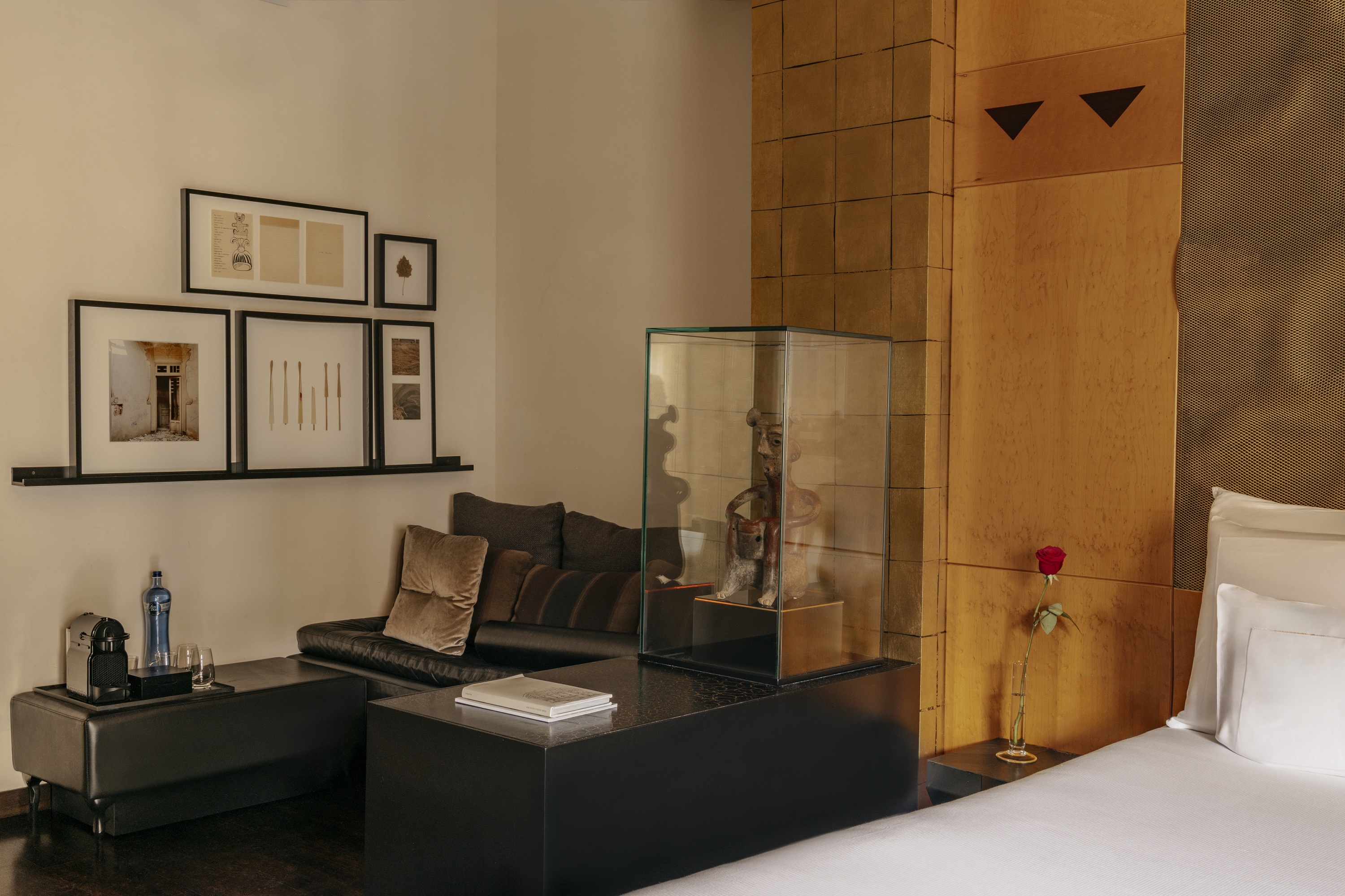 Double Single Executive