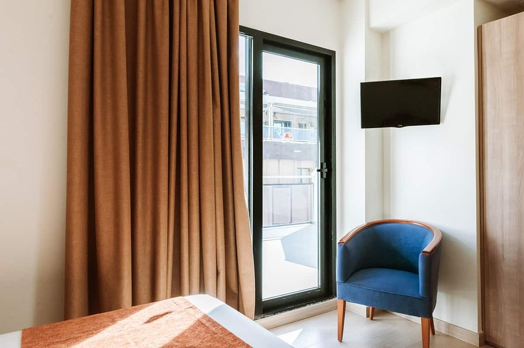 Double or Twin Side Sea View