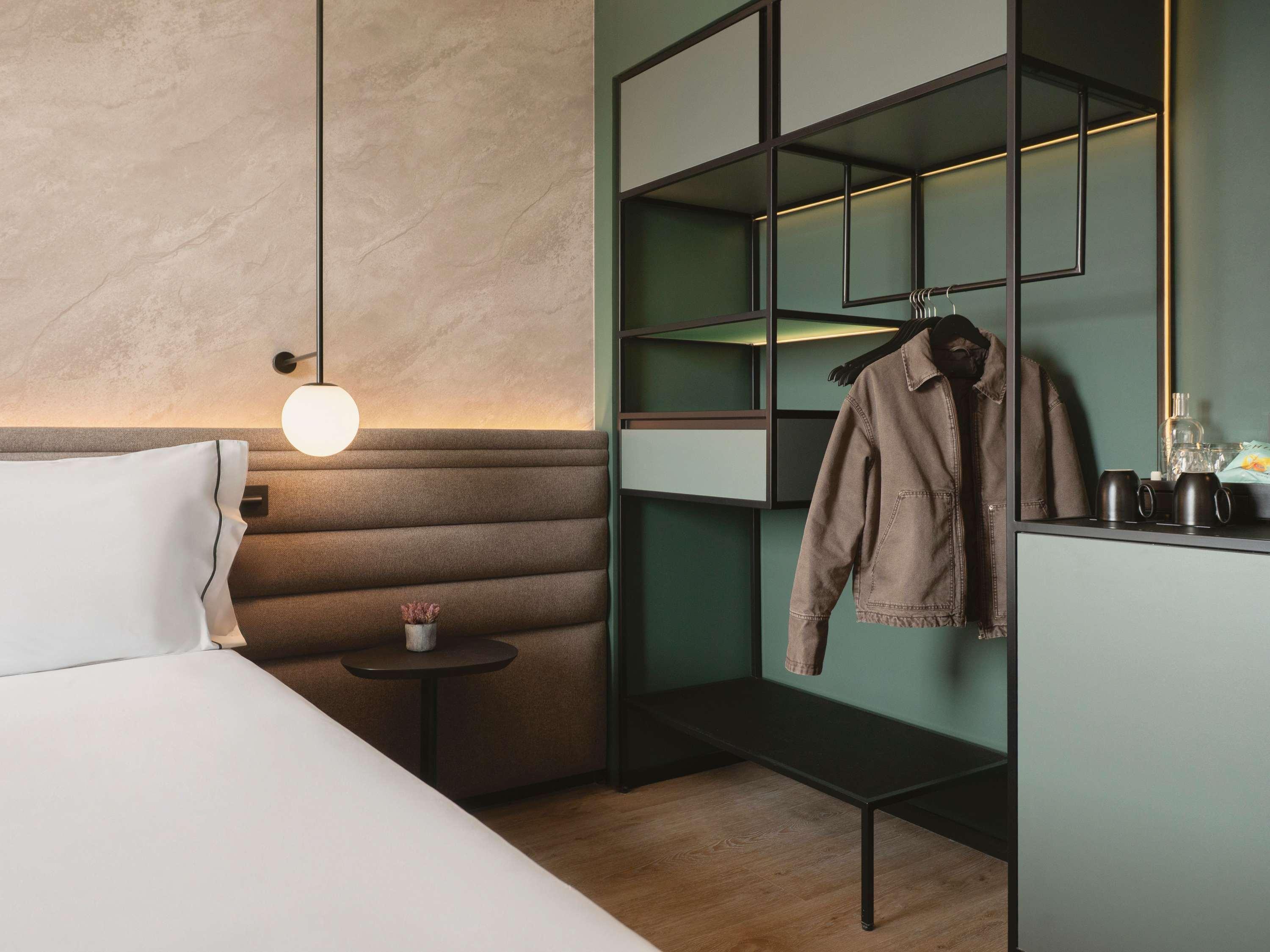 Double or Twin Accessible Superior