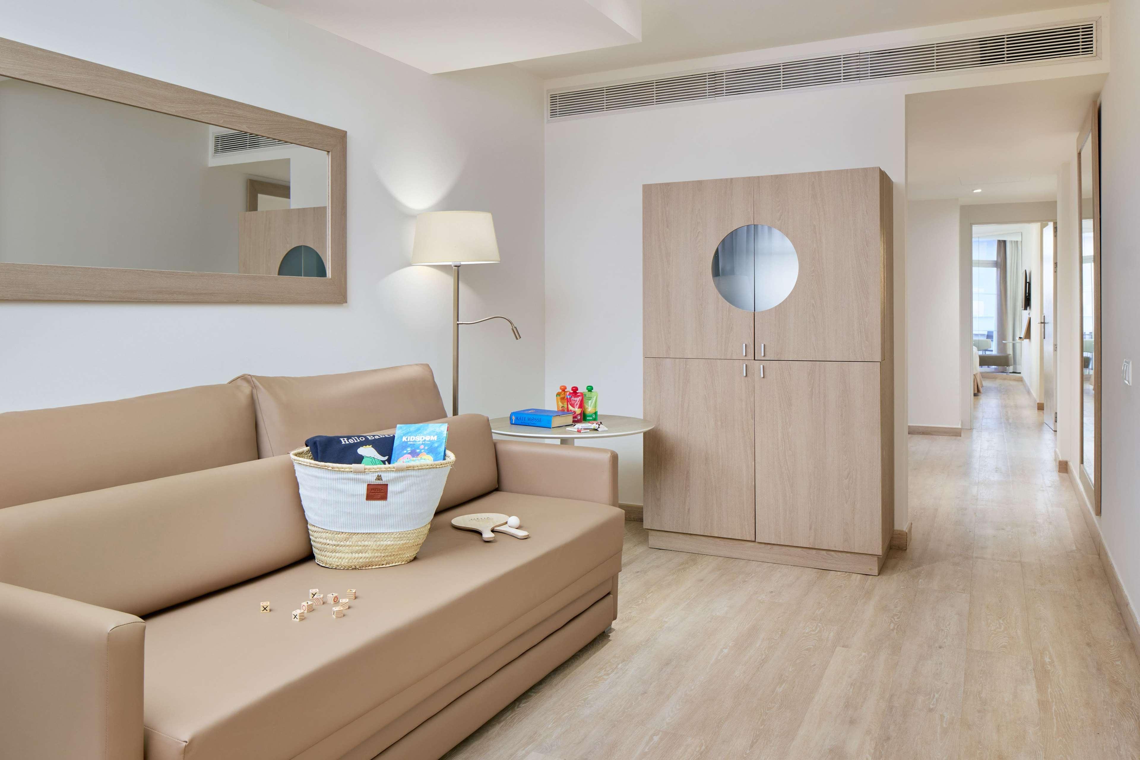 Family Room Standard