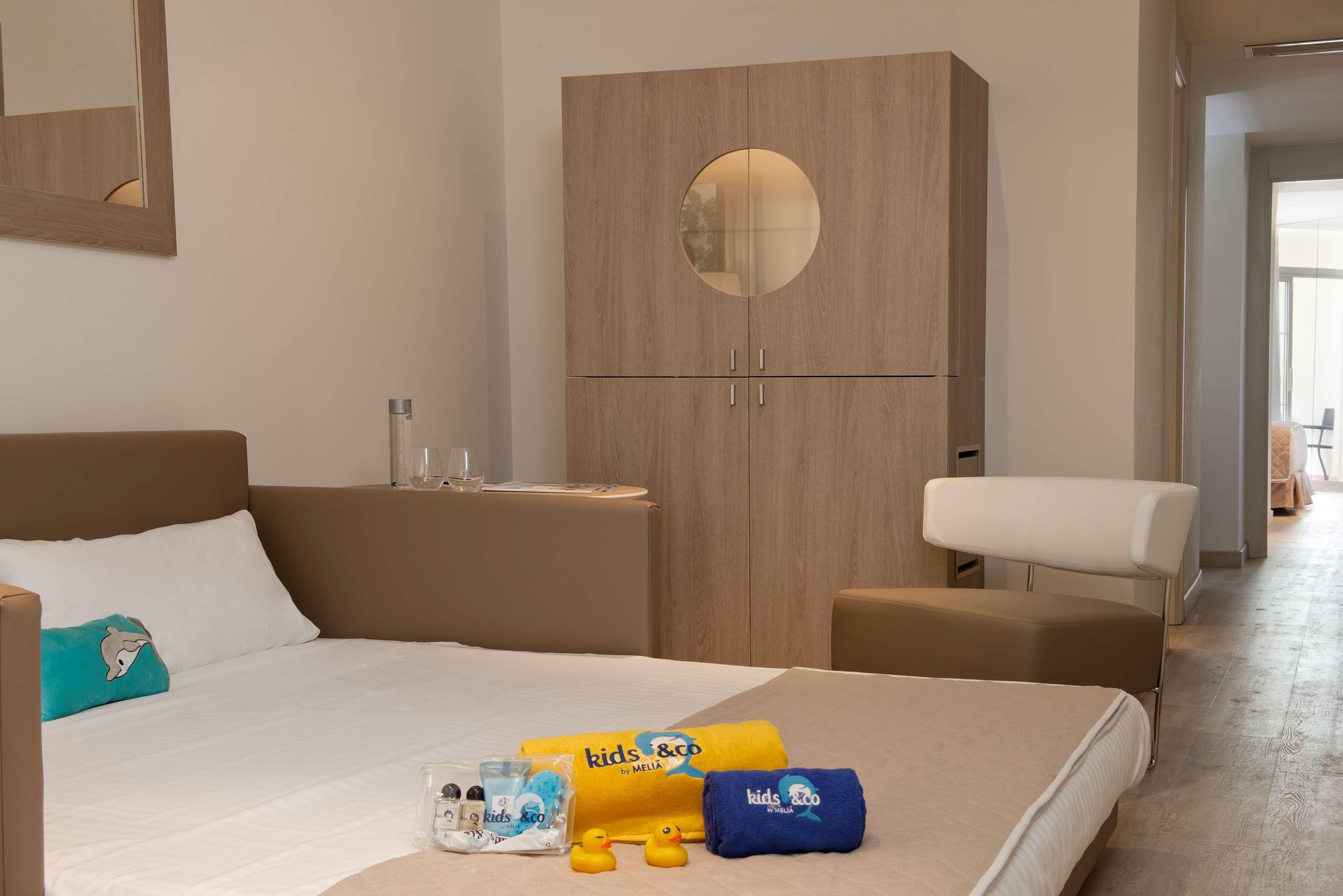 Family Room Standard