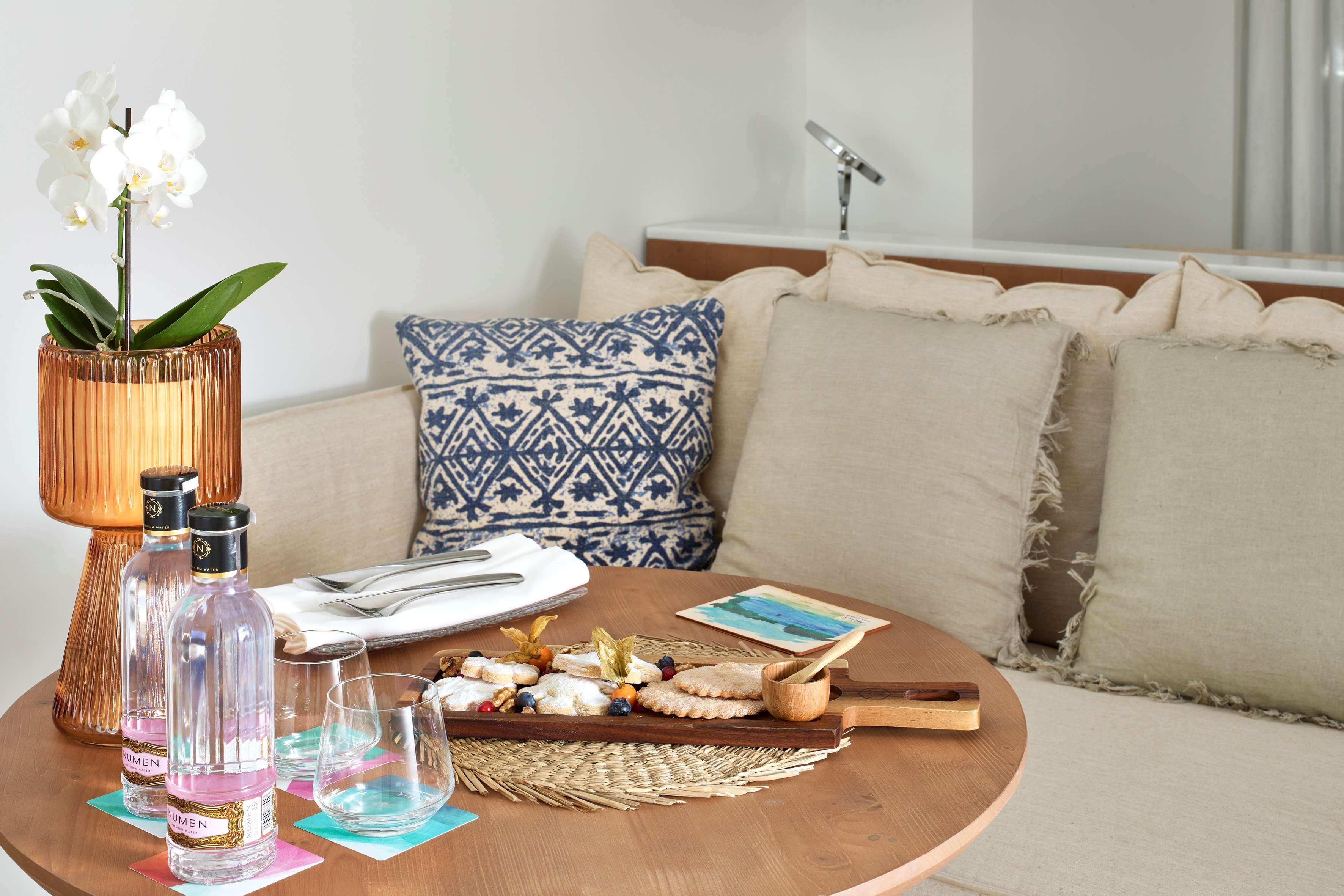 Junior Suite with Views