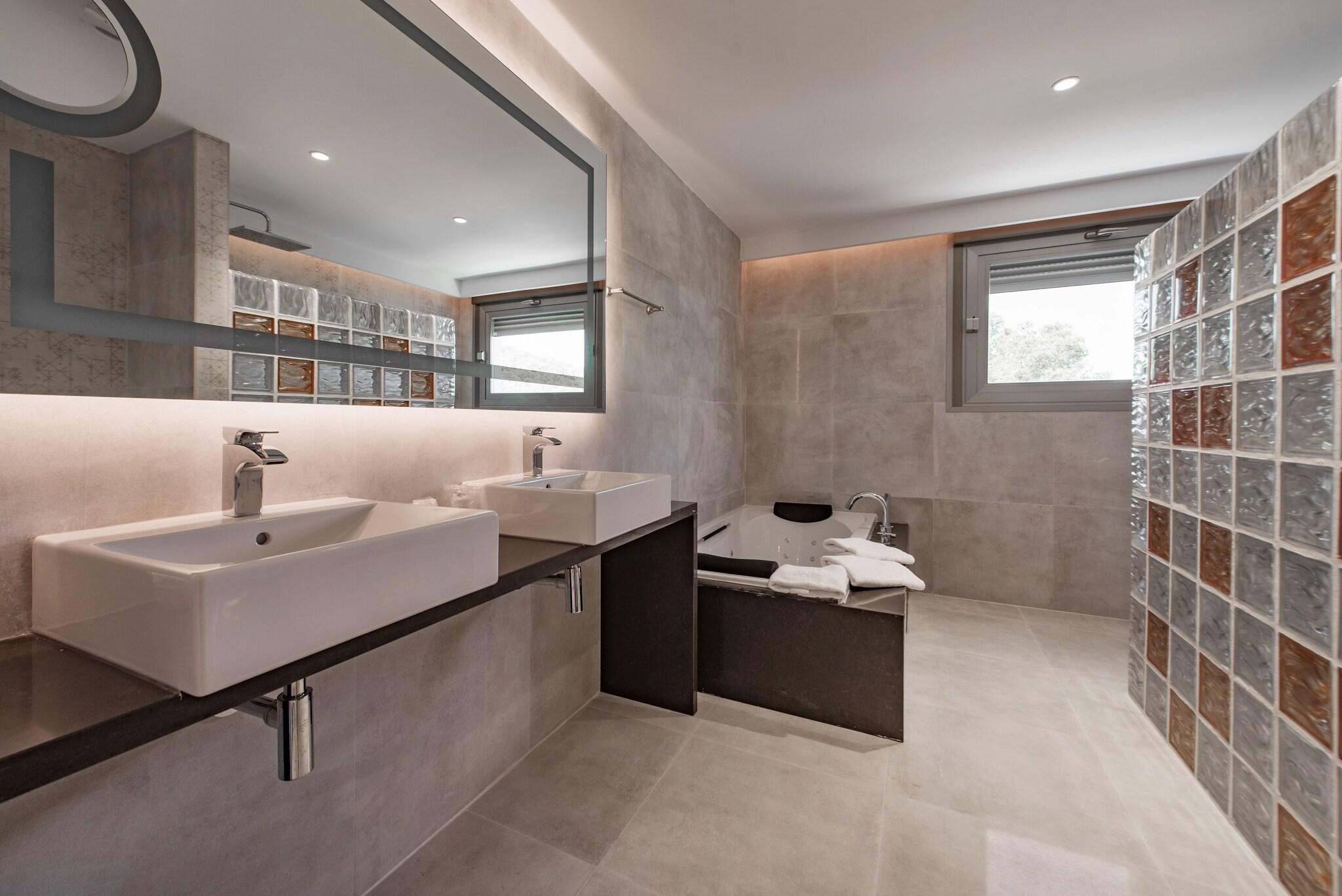 Junior Suite Garden View King Bed