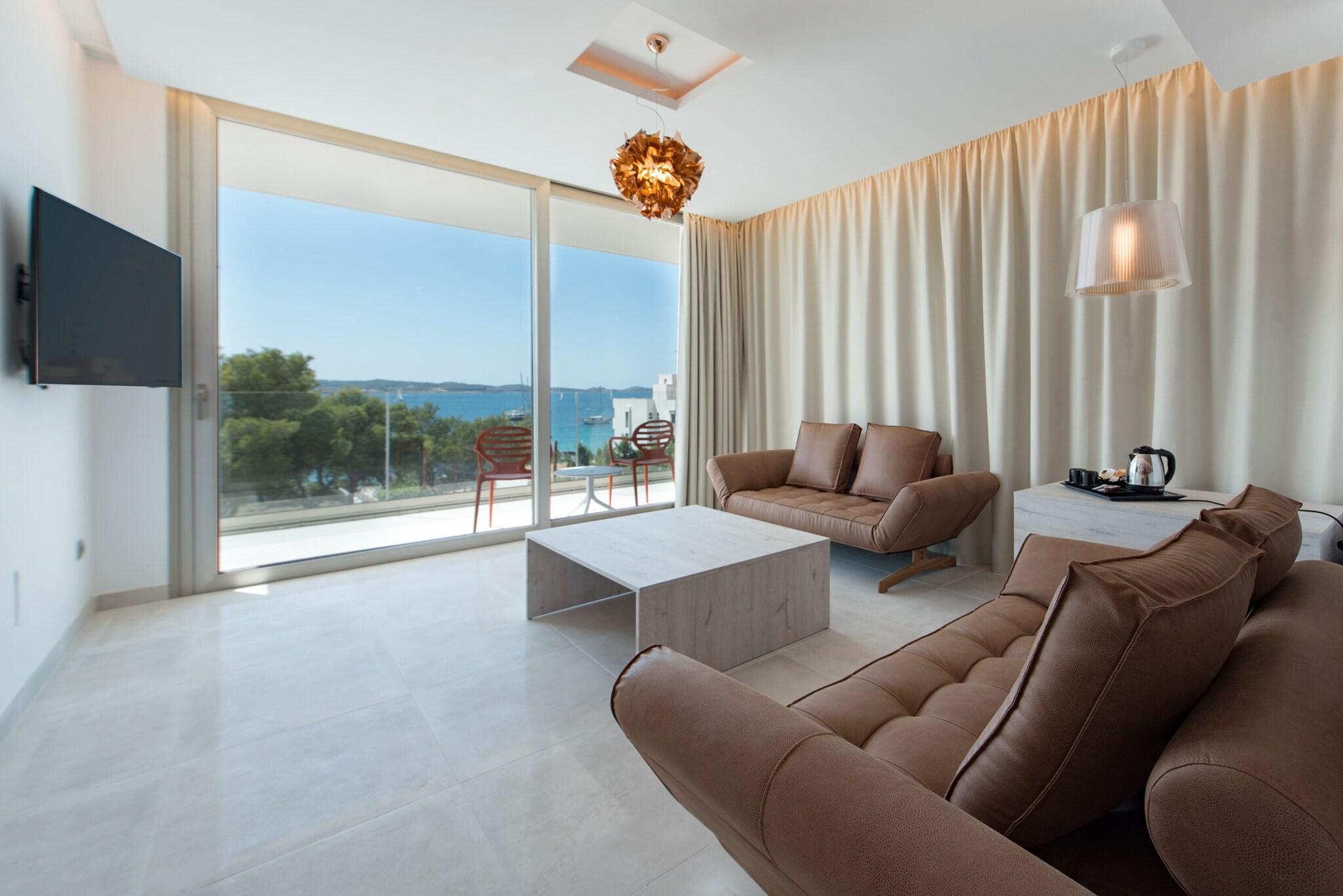 Junior Suite Garden View King Bed