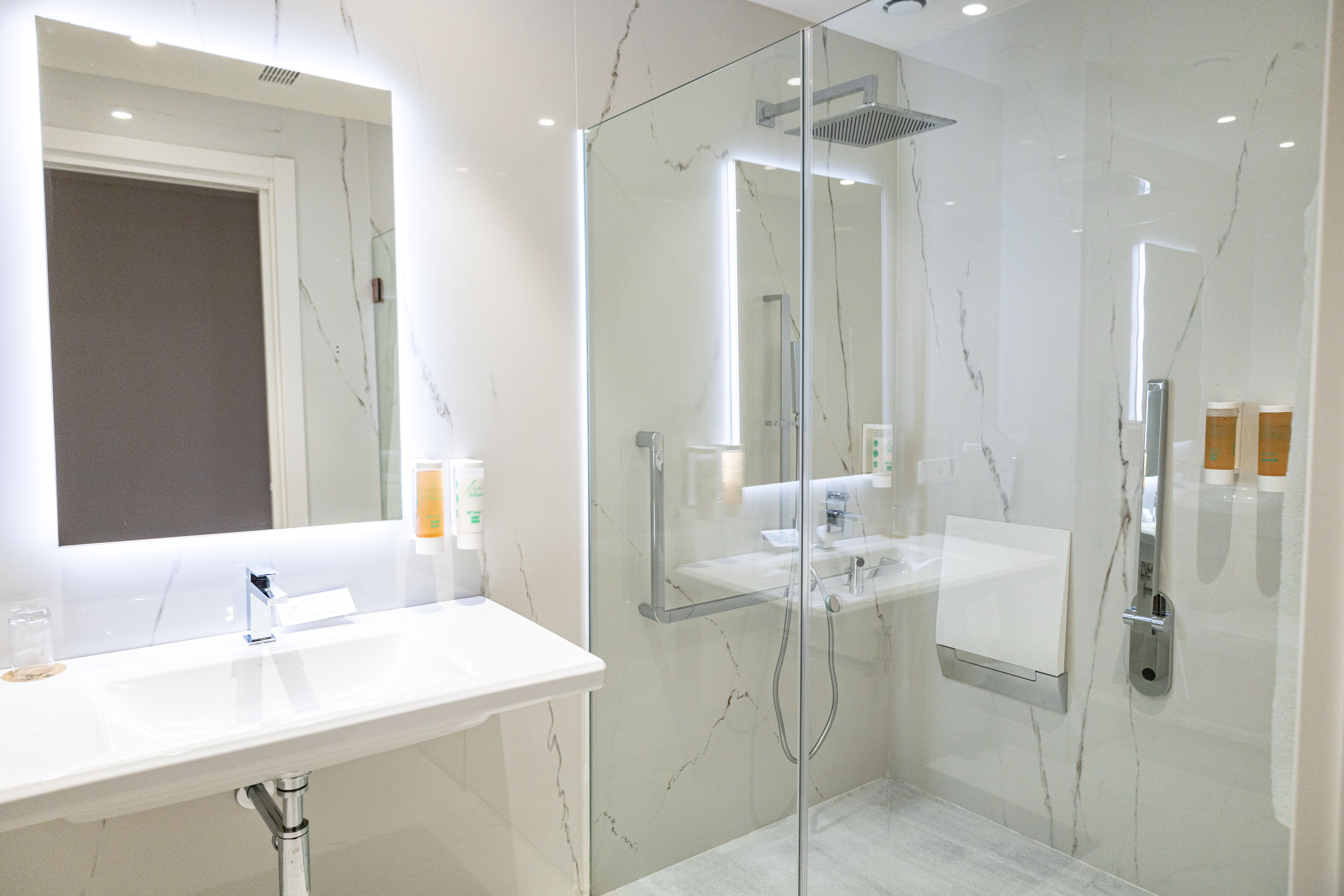 Junior Suite with Balcony