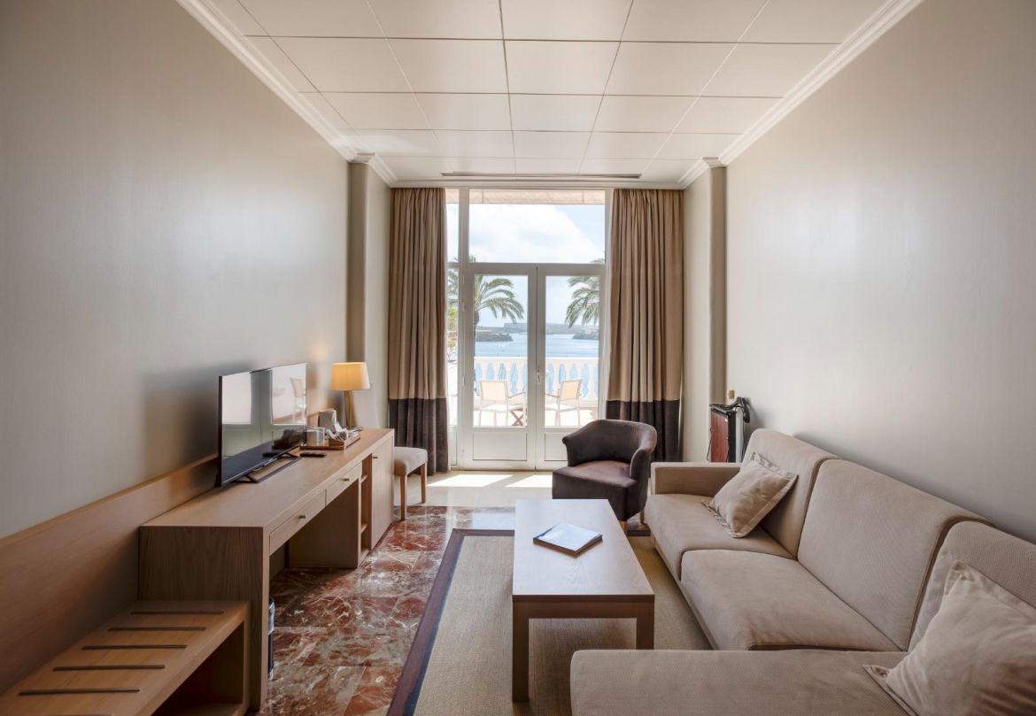 Junior Suite with Terrace