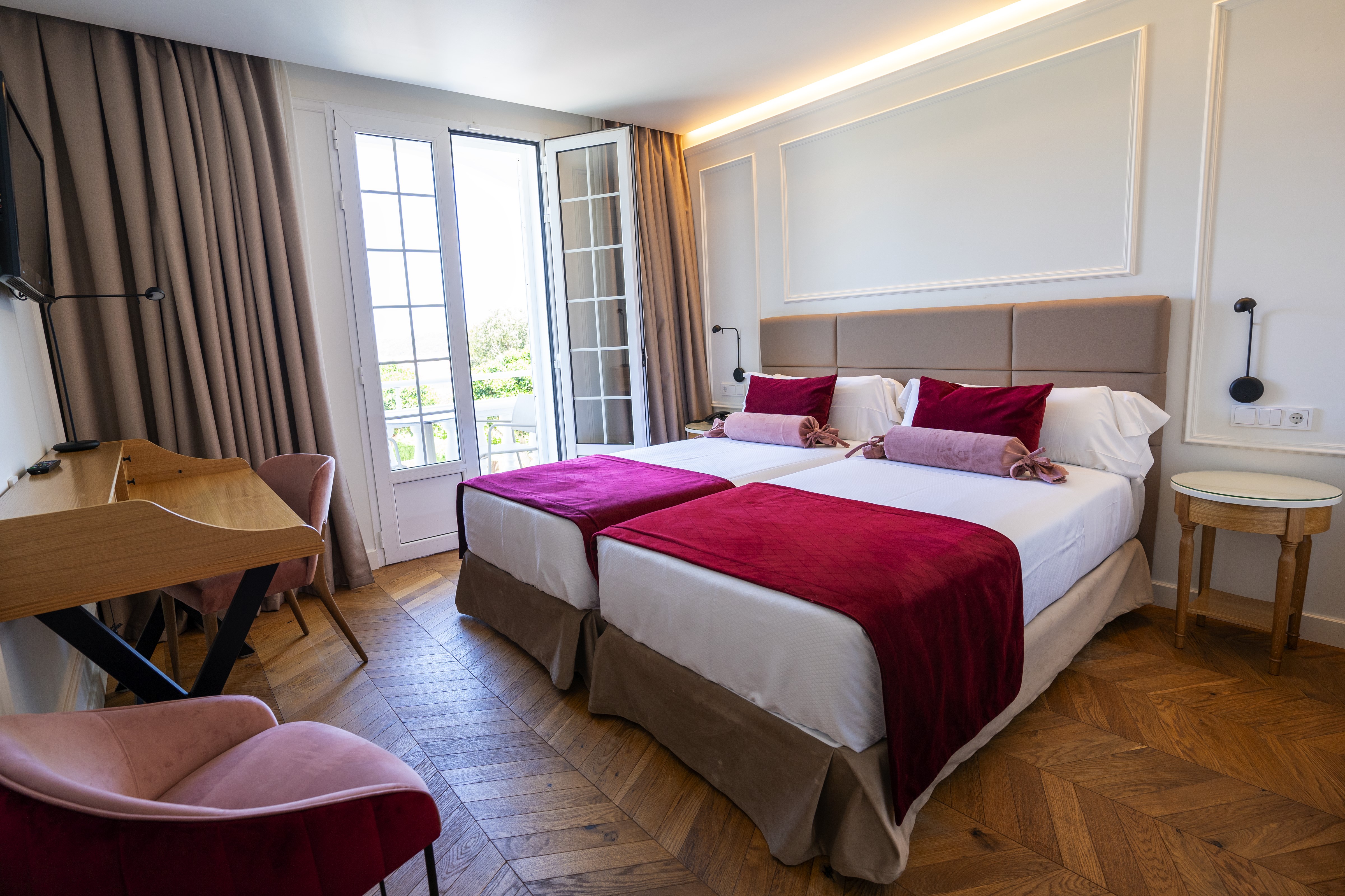 Double or Twin Superior