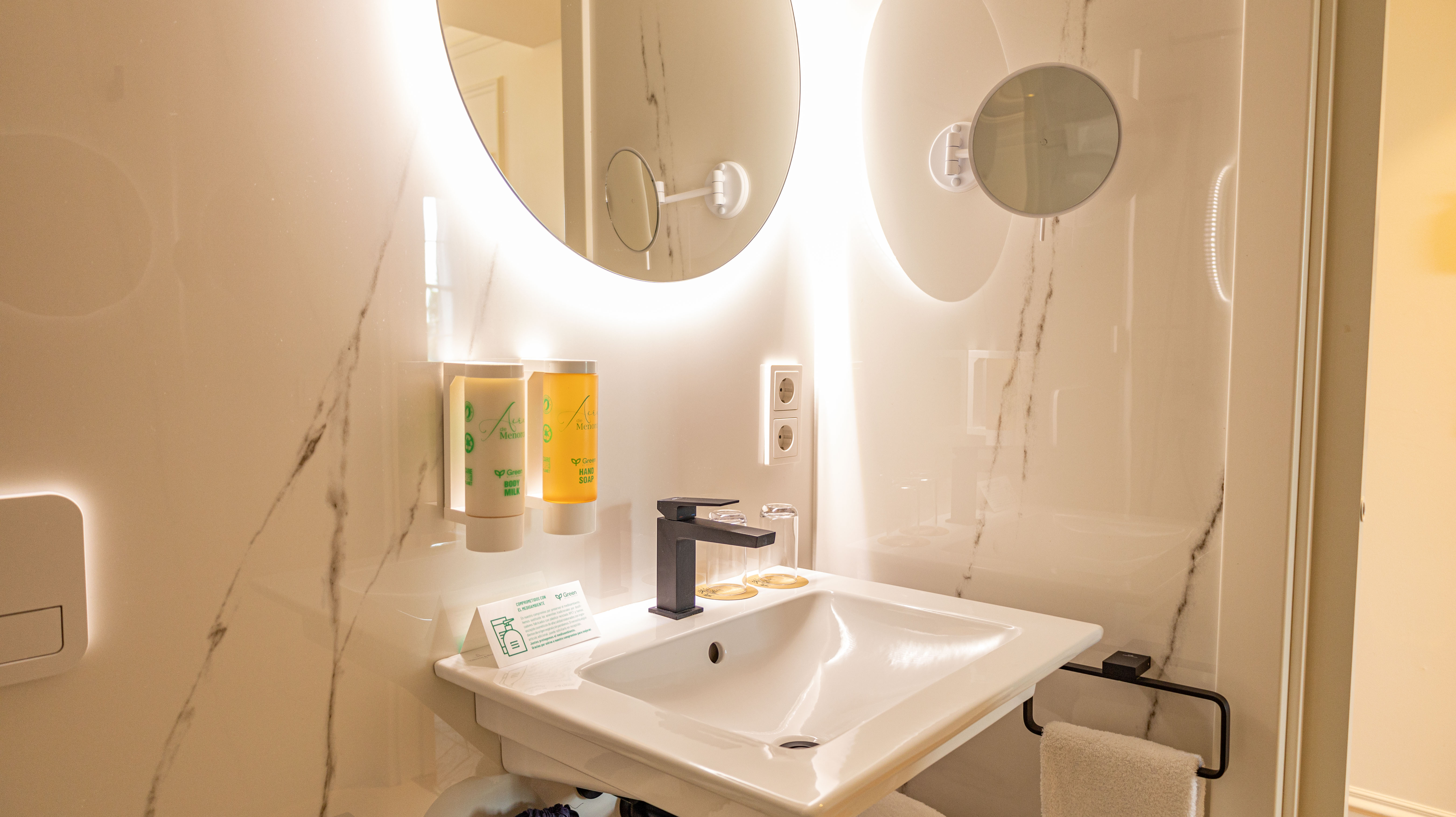 Double or Twin Standard