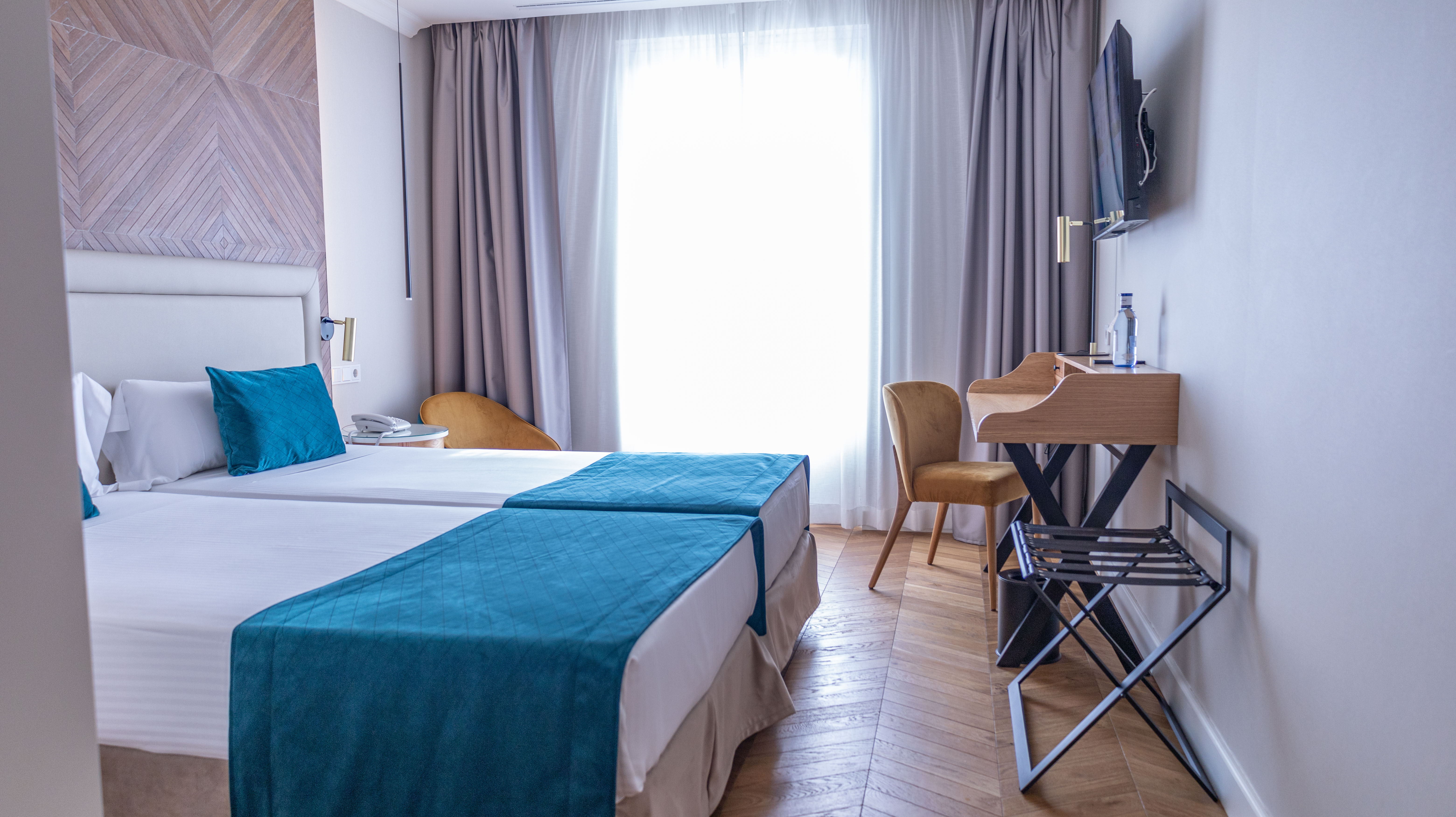 Double or Twin Sea View