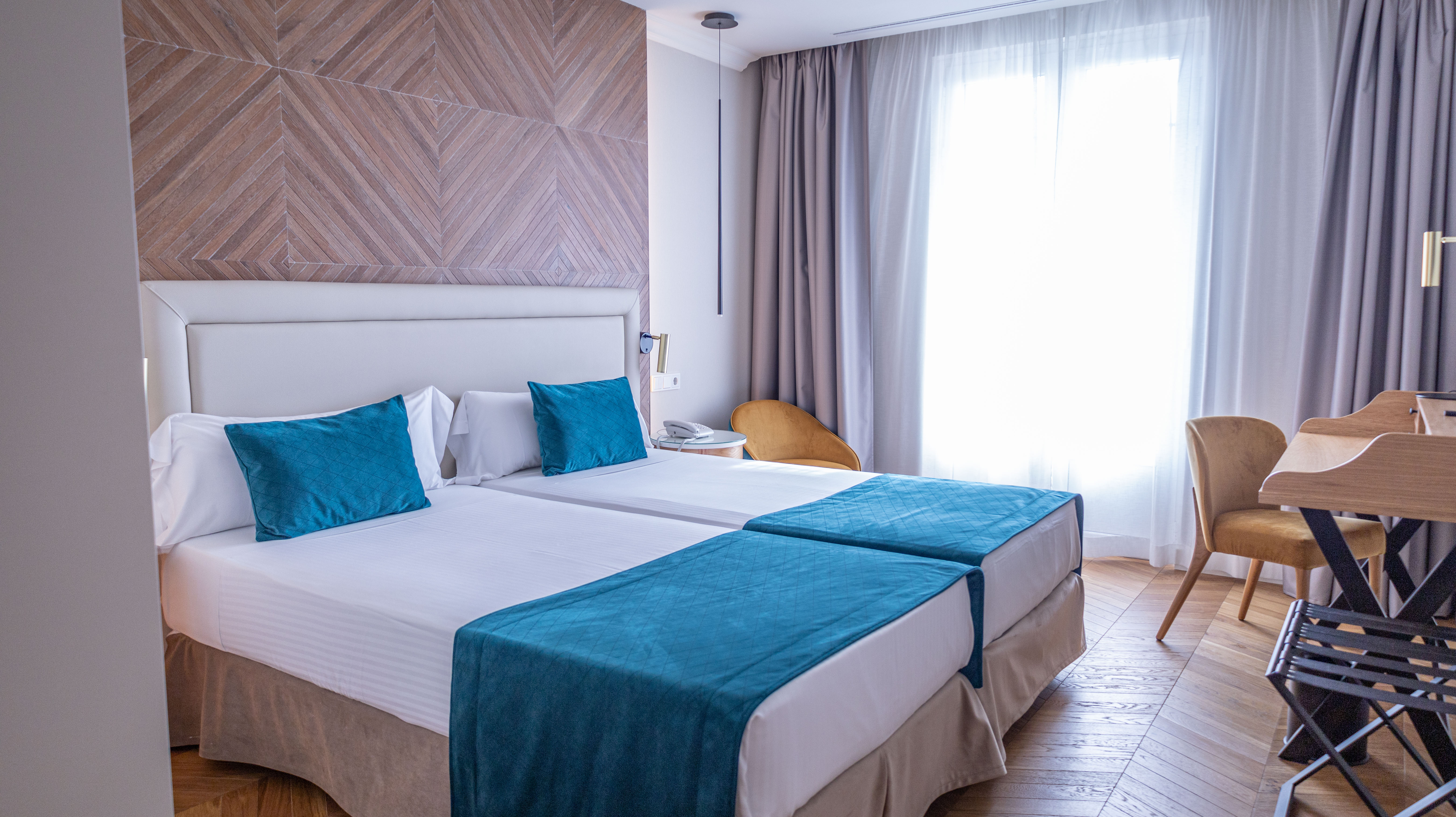 Double or Twin Sea View