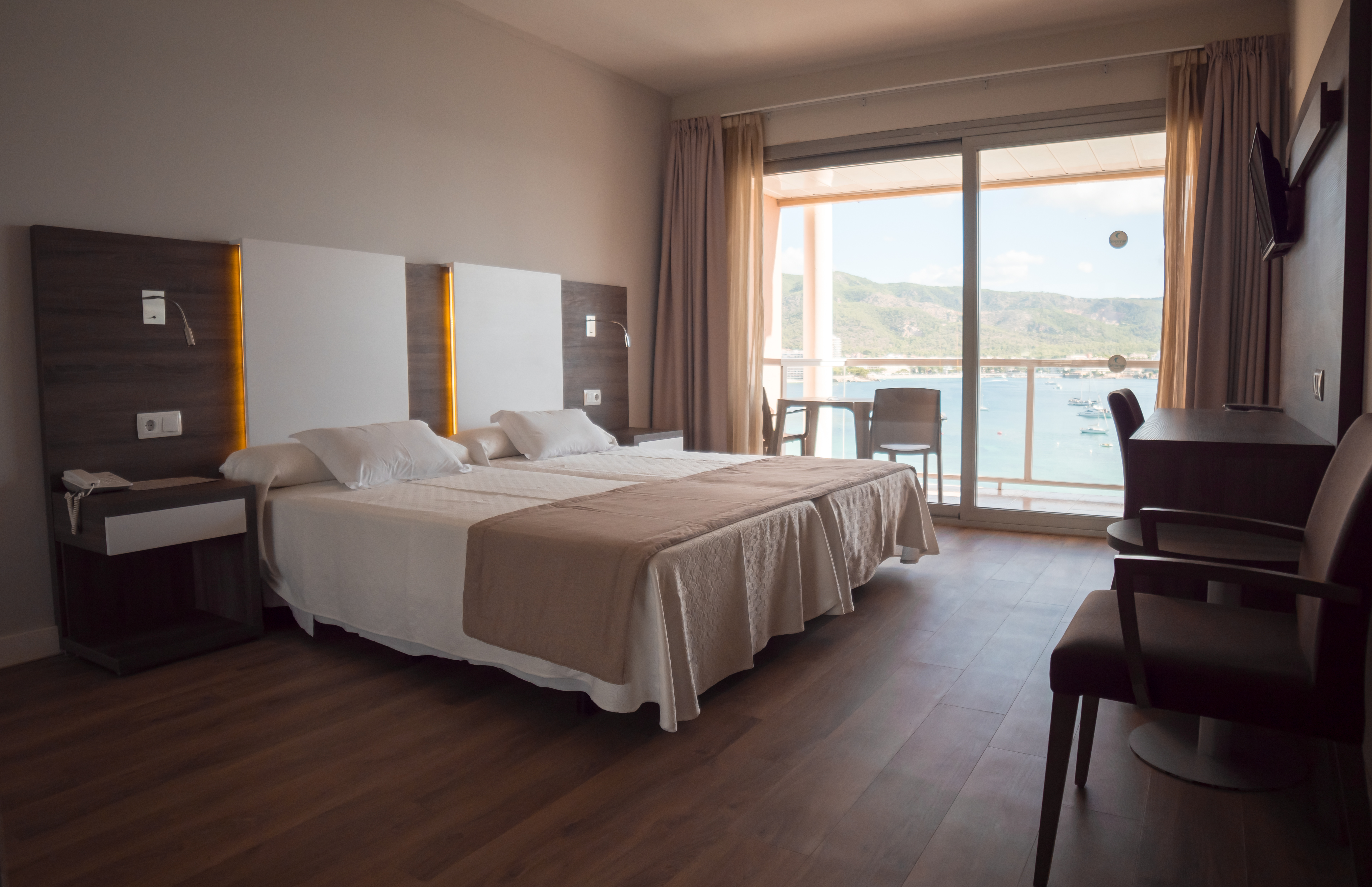 Family Room Standard