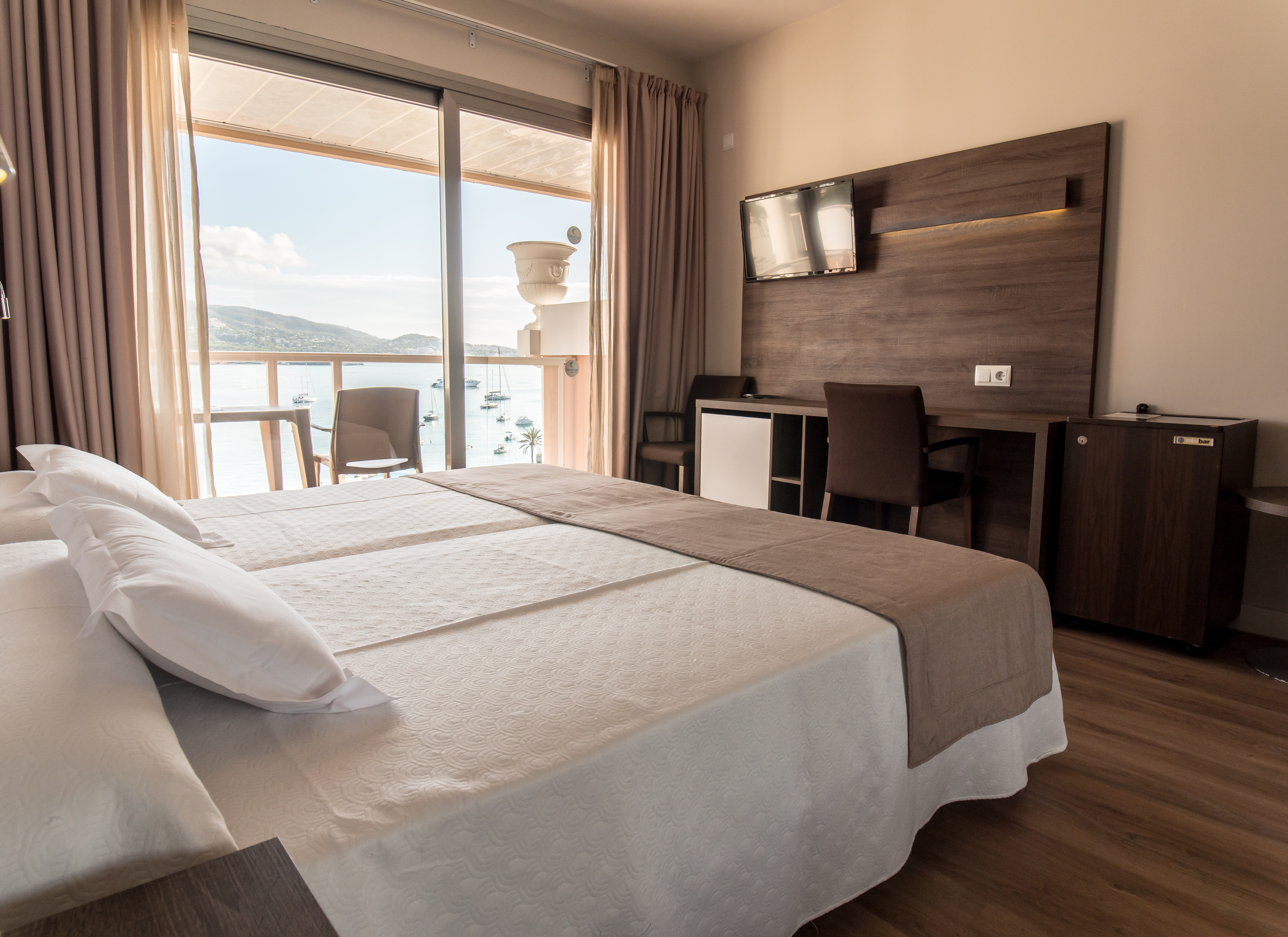 Double or Twin Sea View