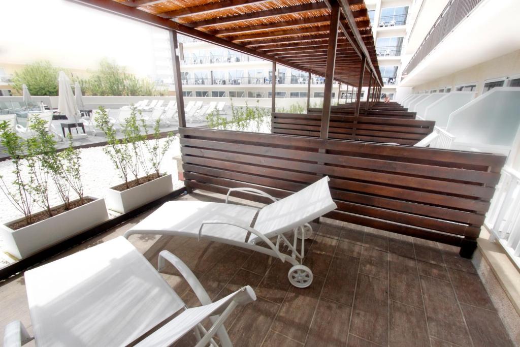 Double or Twin with Terrace