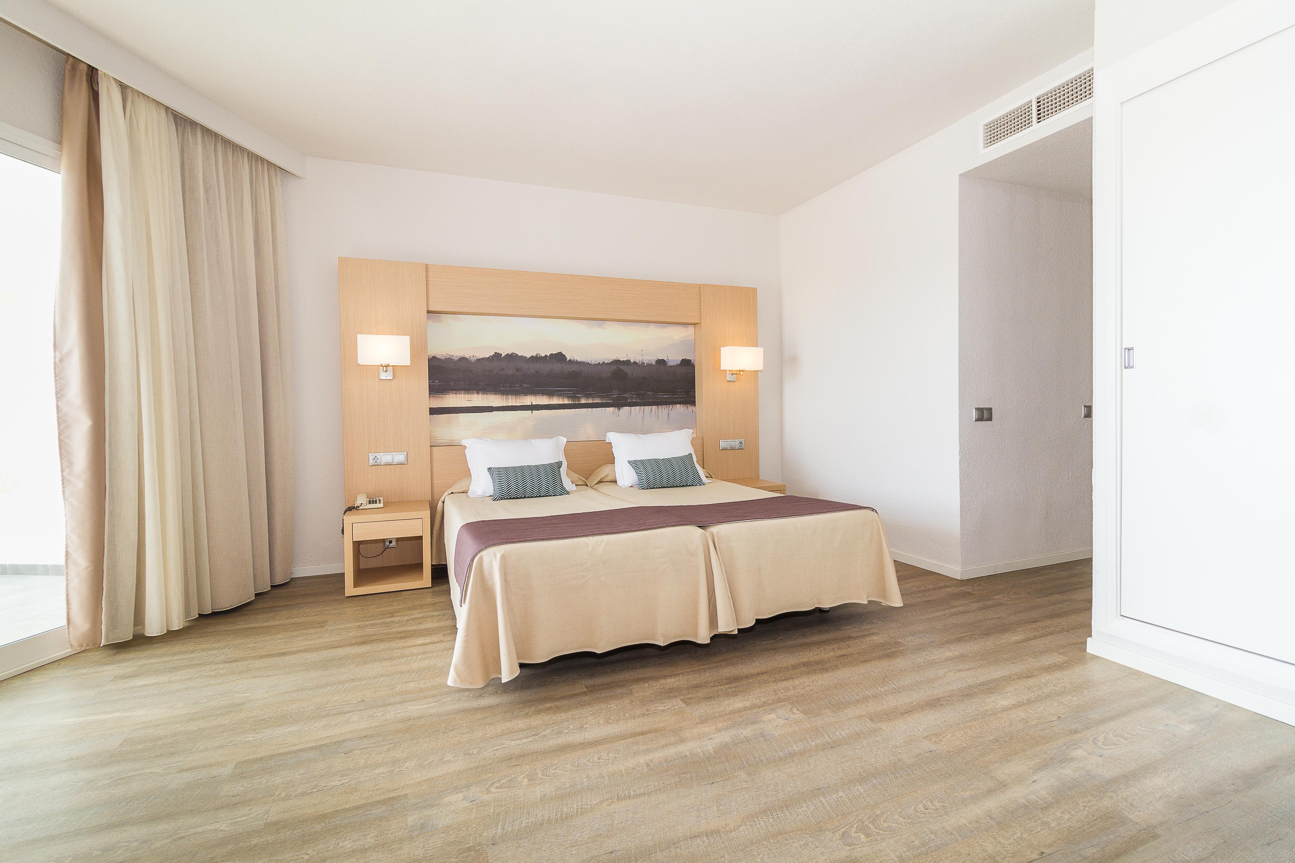 Family Room Standard