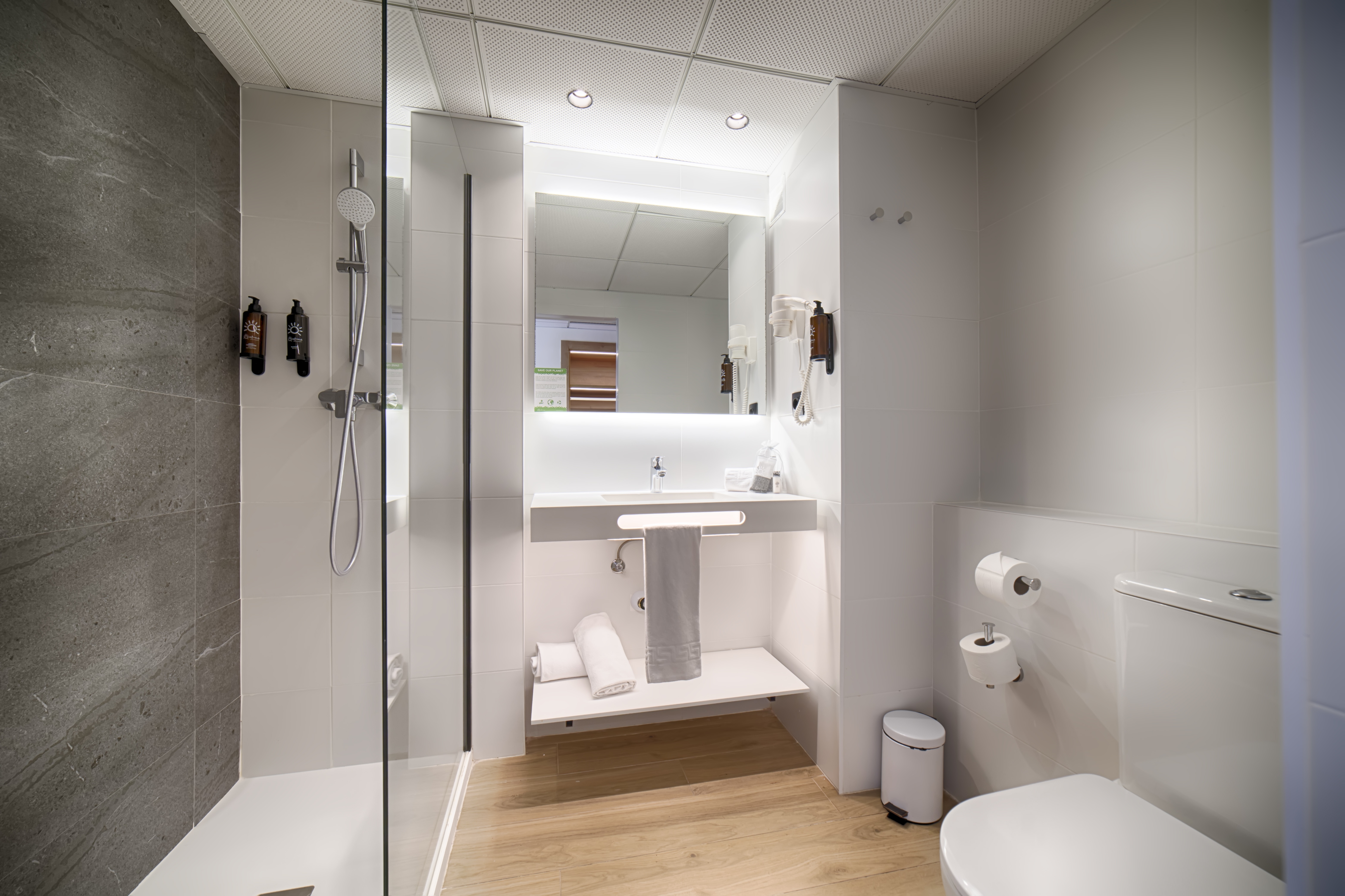 Double or Twin Capacity 3