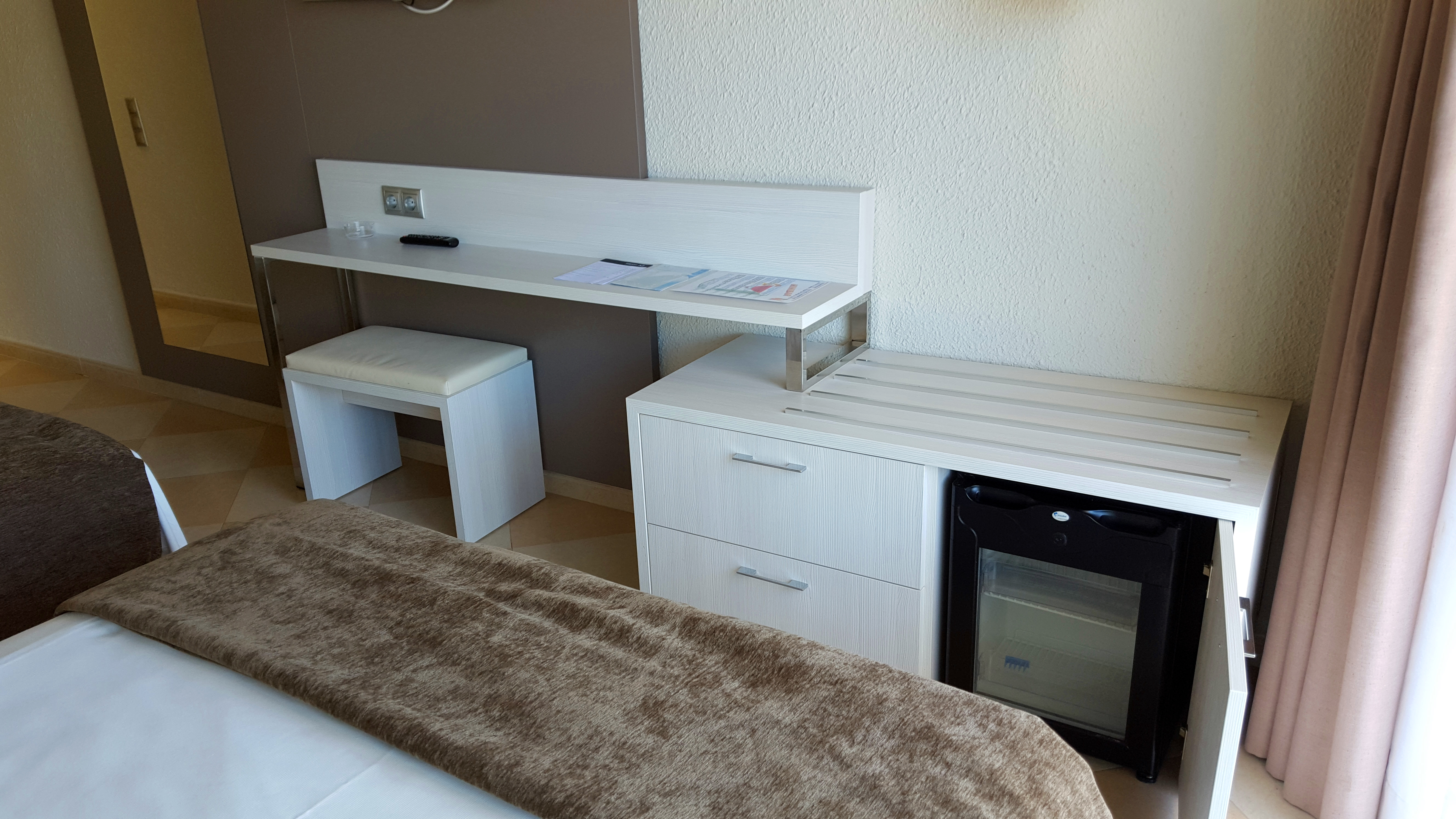 Double or Twin Standard