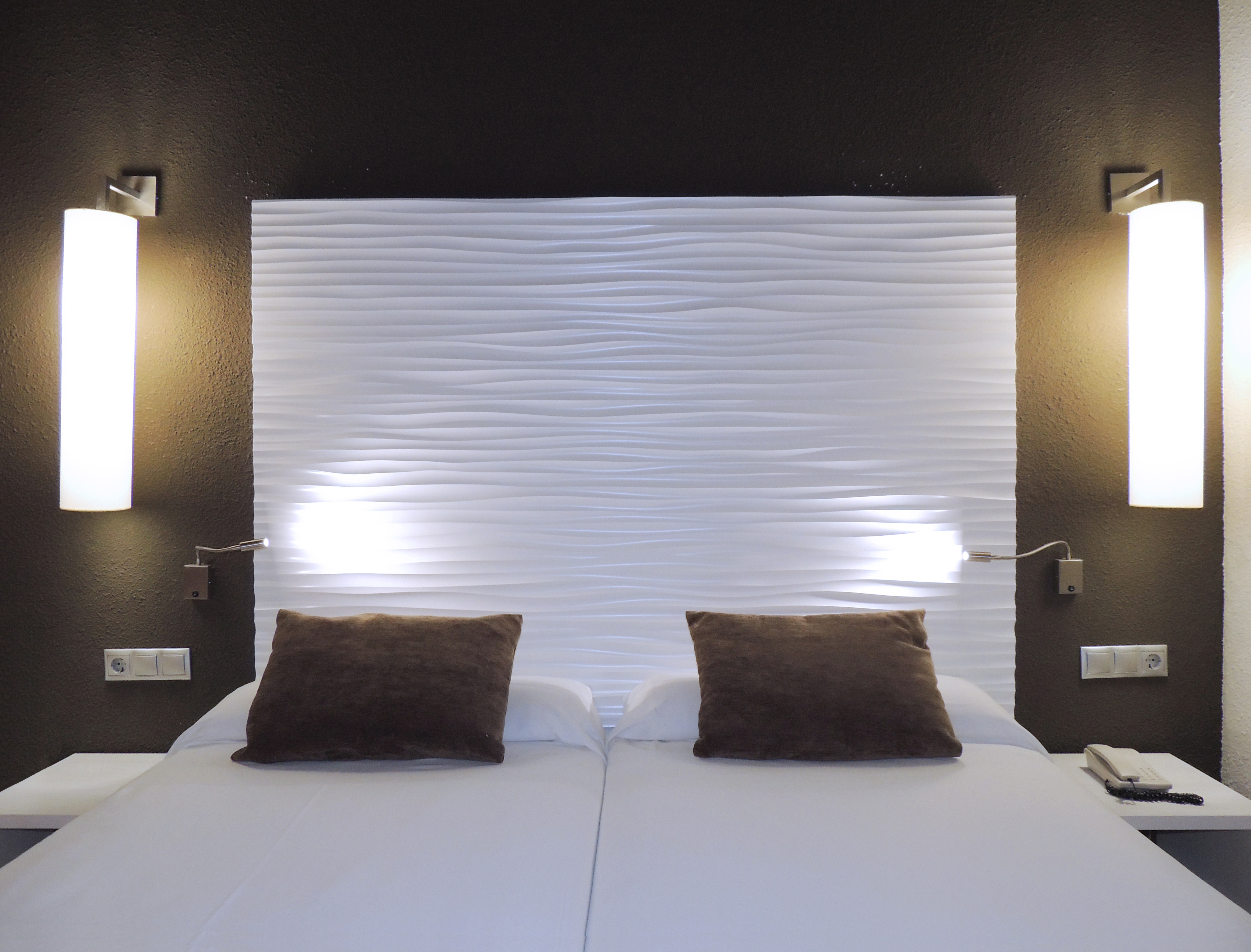 Double or Twin Standard