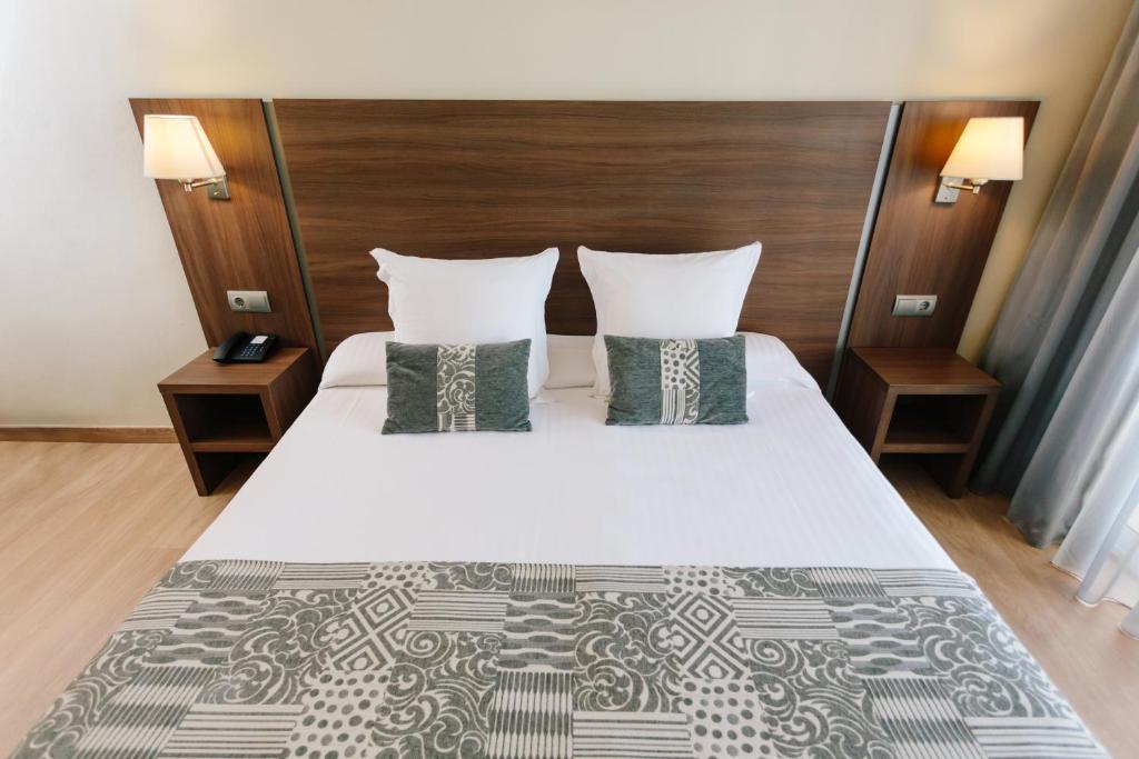 Double or Twin Capacity 3