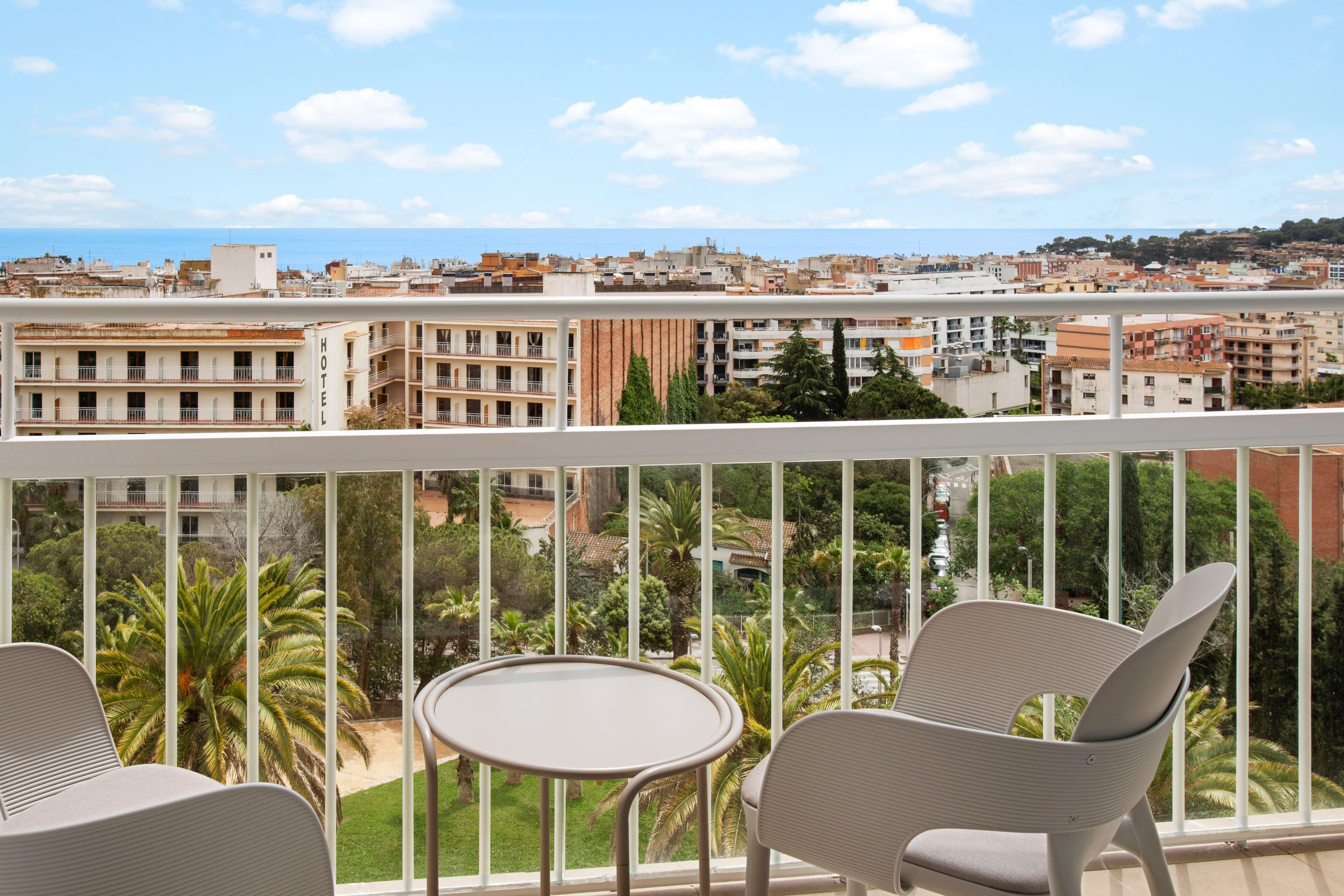 Double or Twin Sea View