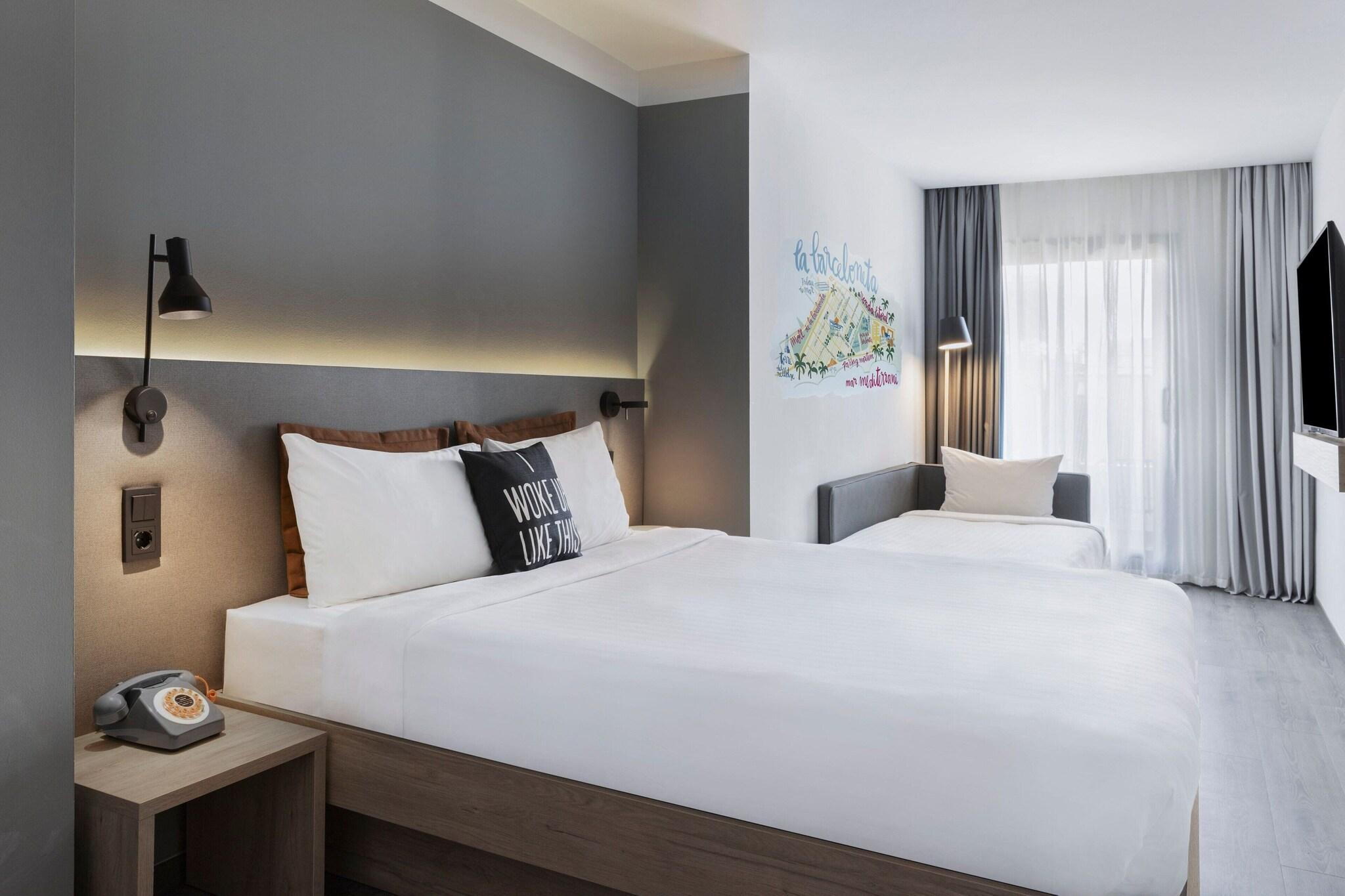 Double Queen Size Bed