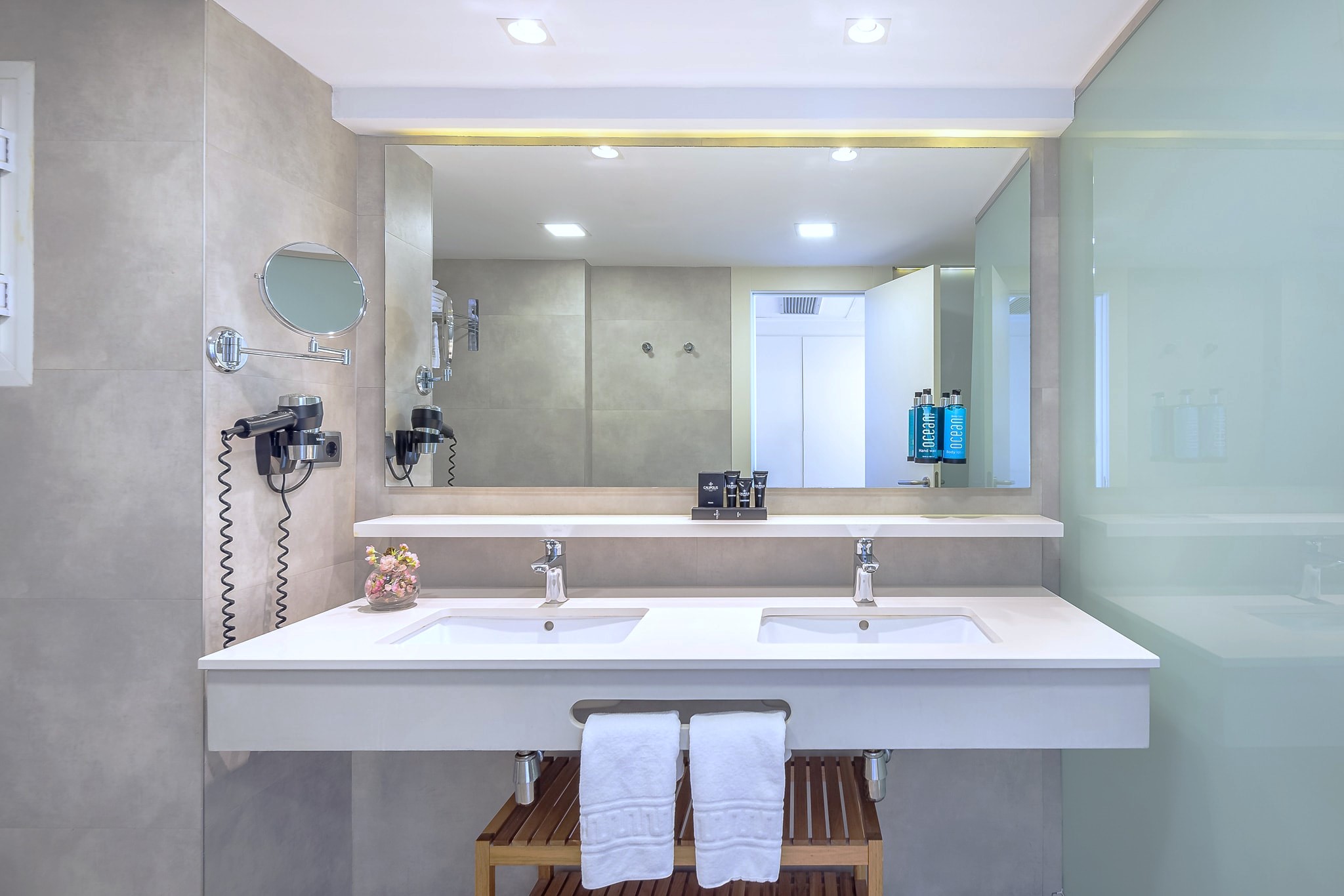 Double or Twin Sea View