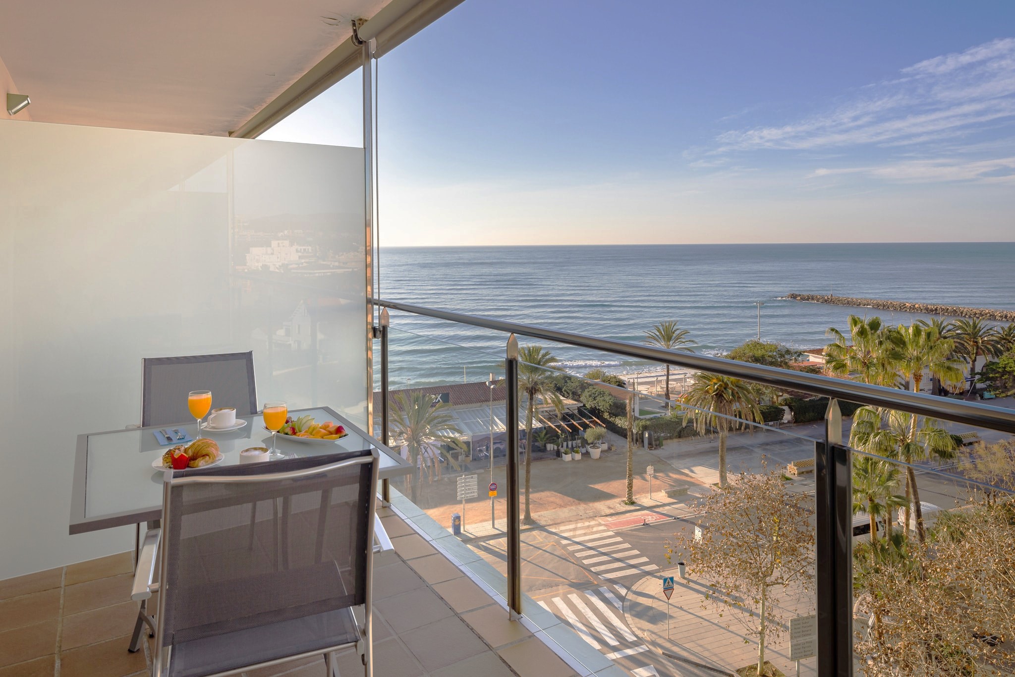 Double or Twin Side Sea View