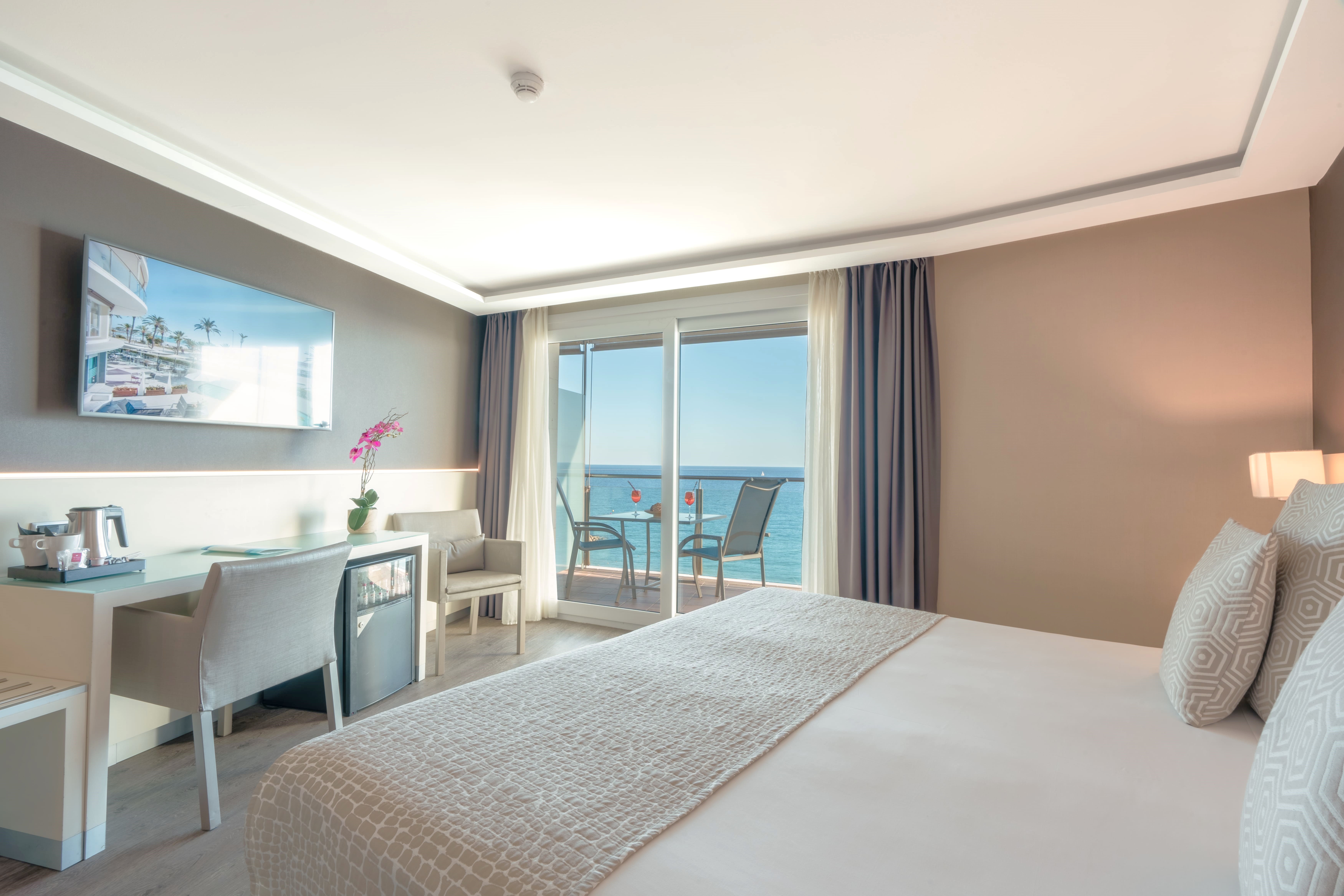 Double Single Sea View