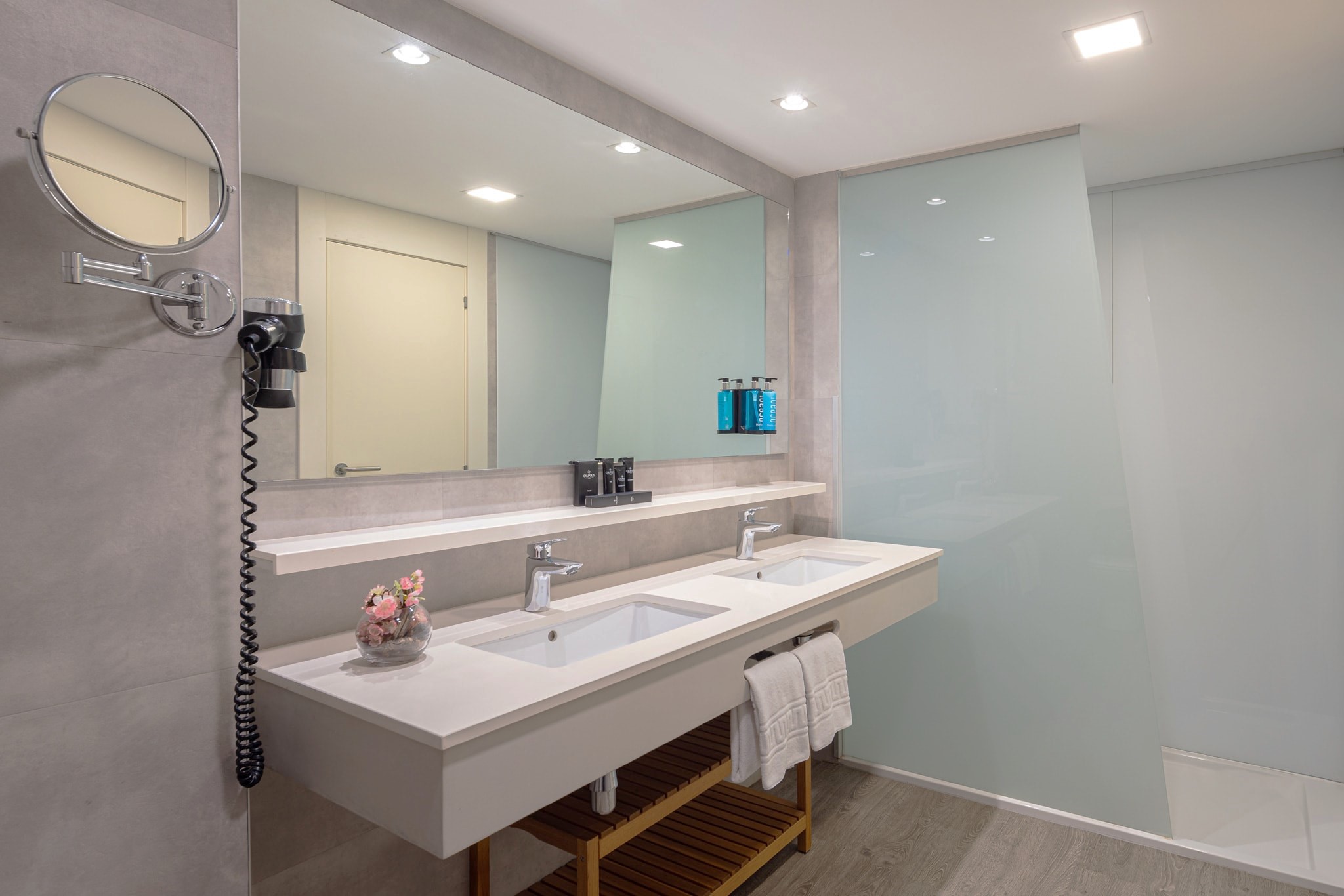 Double Single Side Sea View