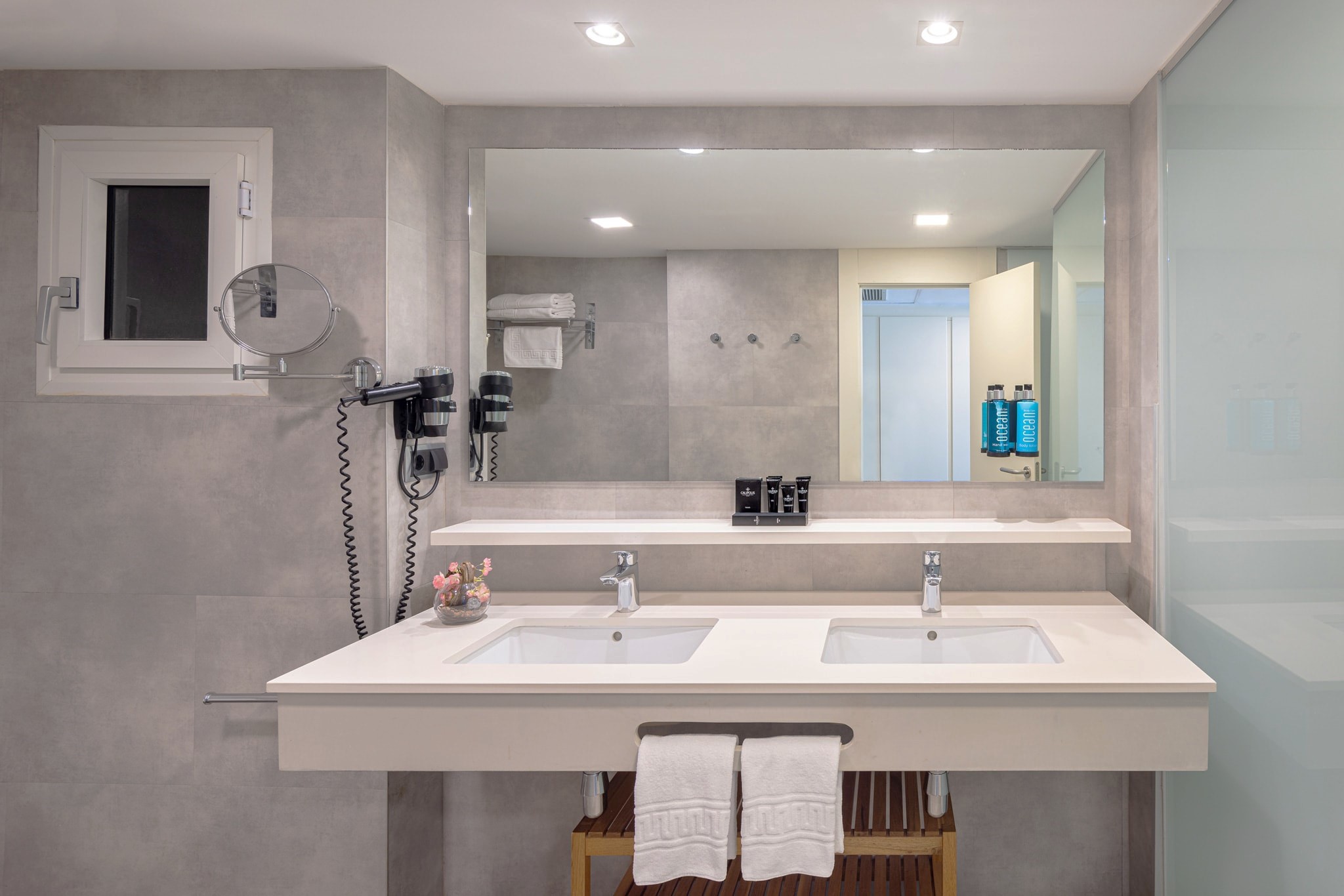 Double Single Side Sea View