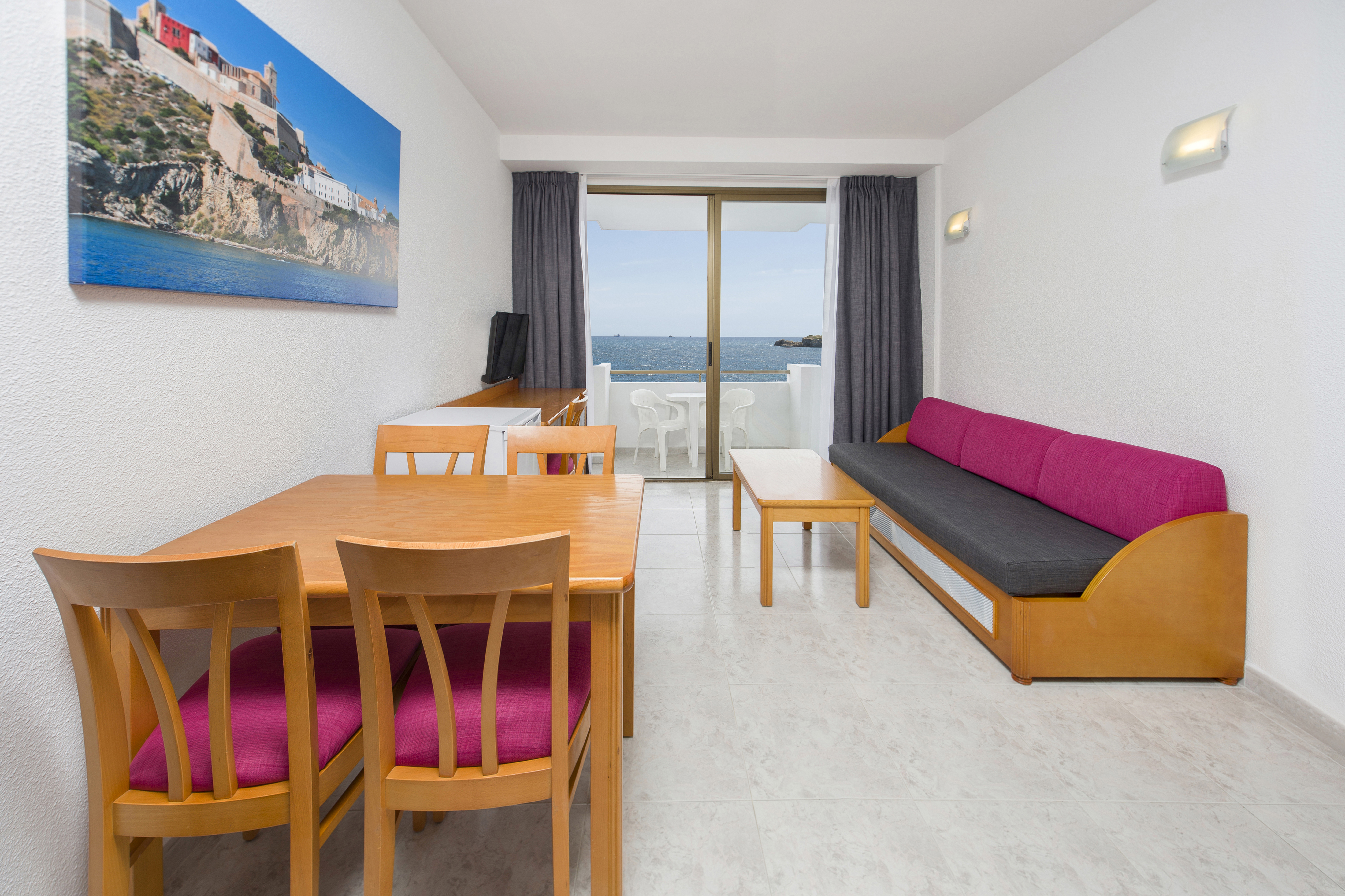 Apartment Capacity 3