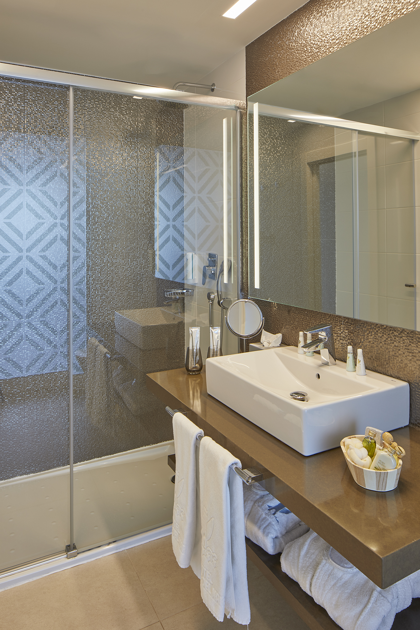 Double or Twin Superior