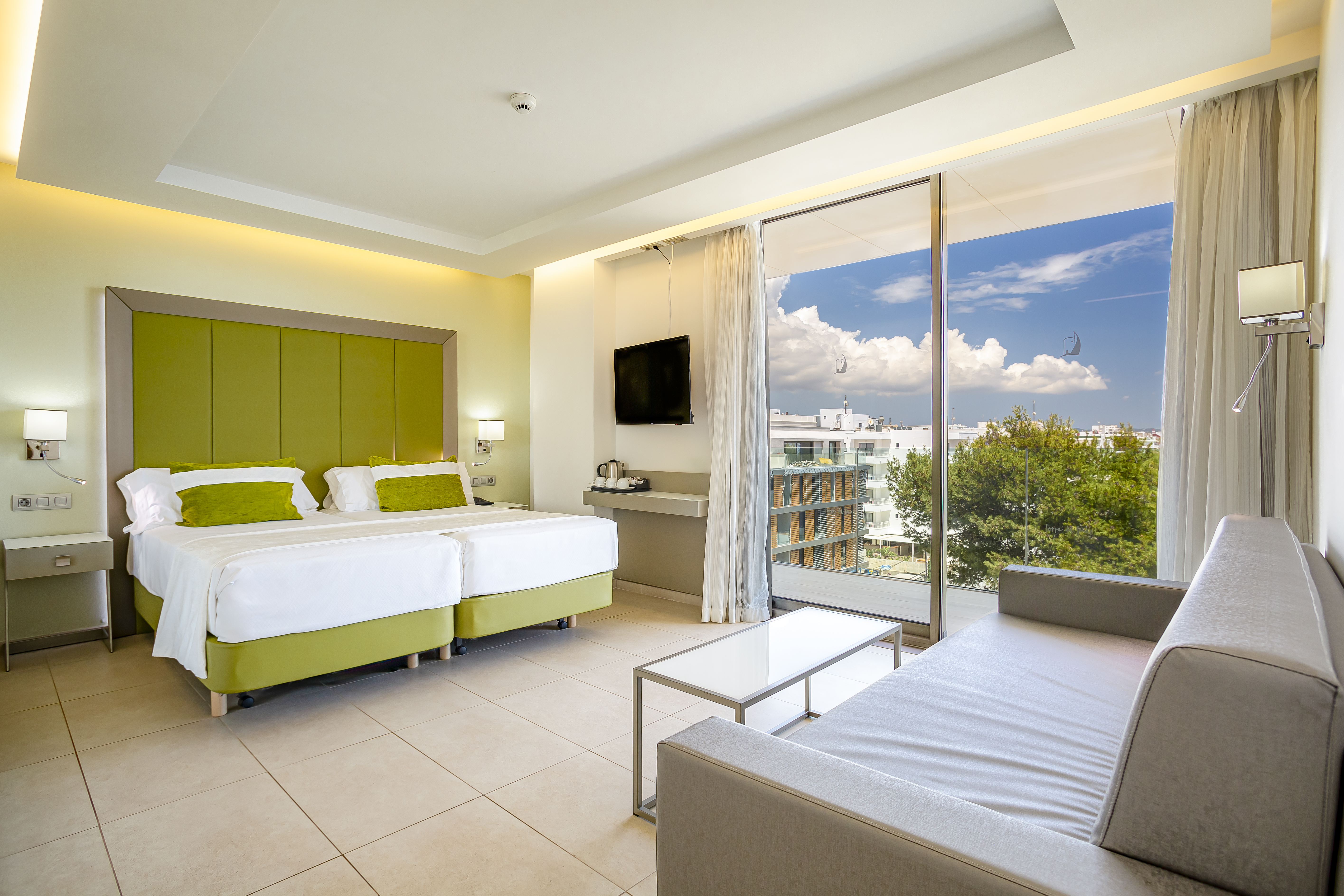 Double or Twin Capacity 1