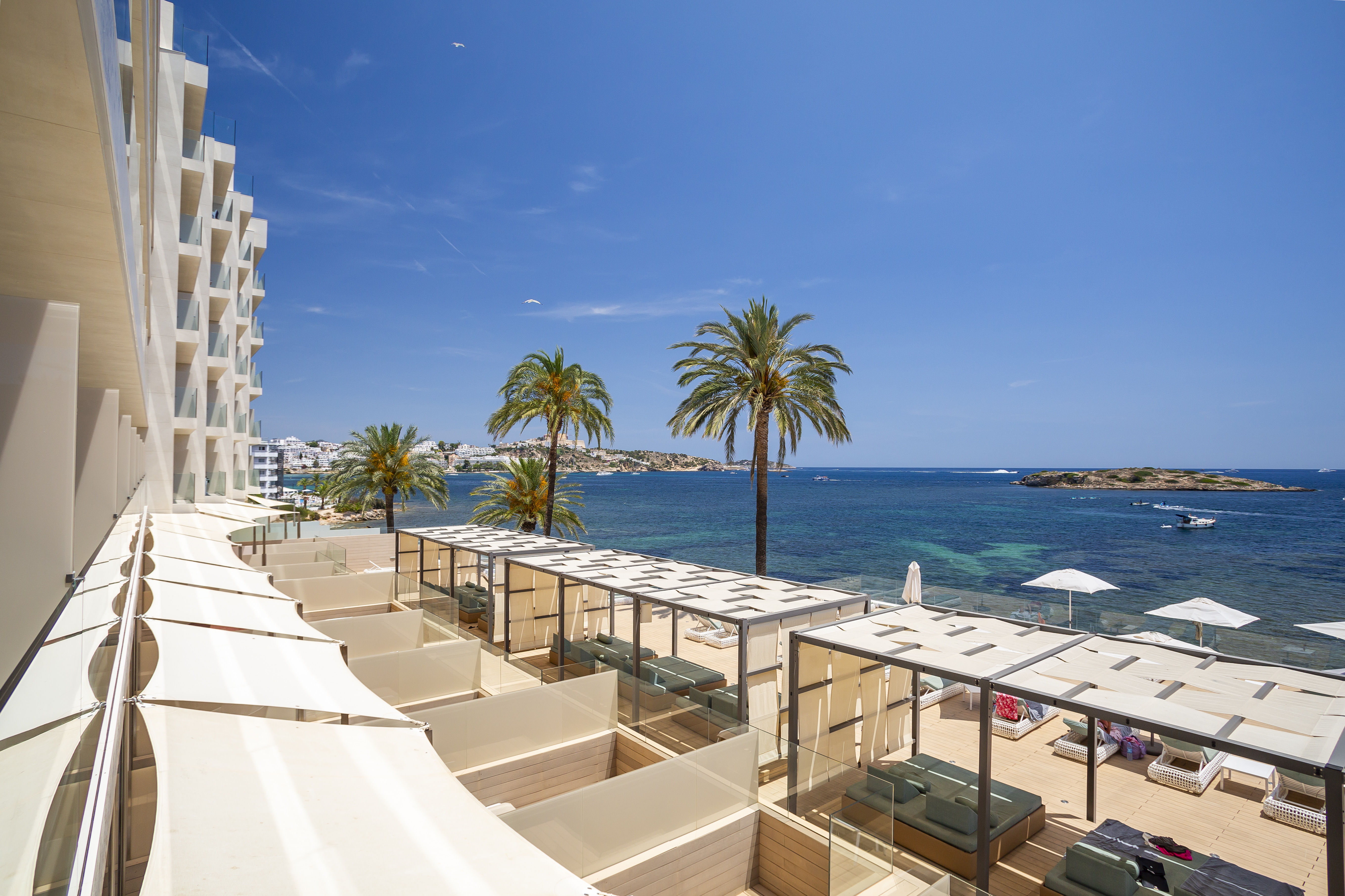 Double Single Sea View with Air Conditioning