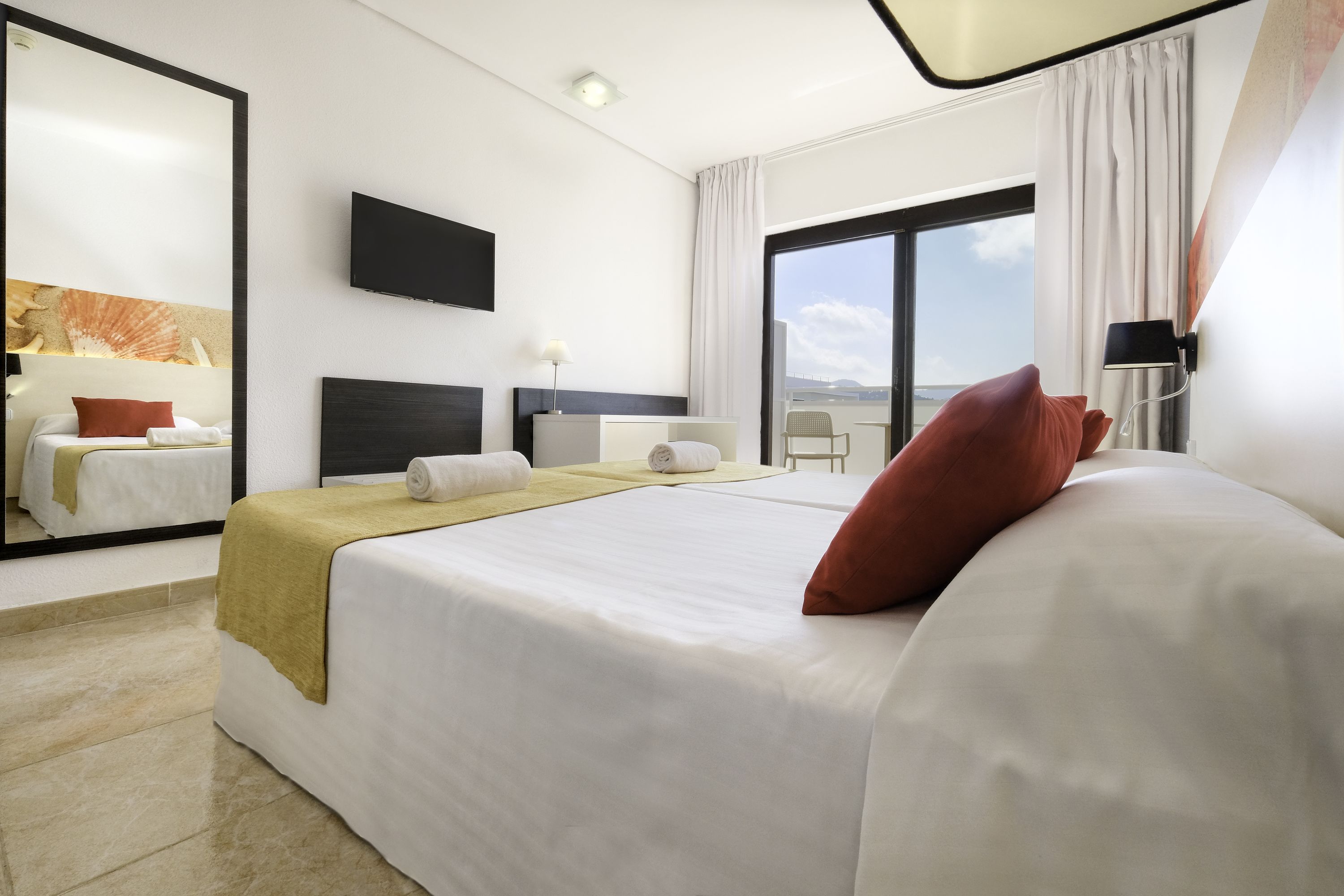 Double or Twin Sea View